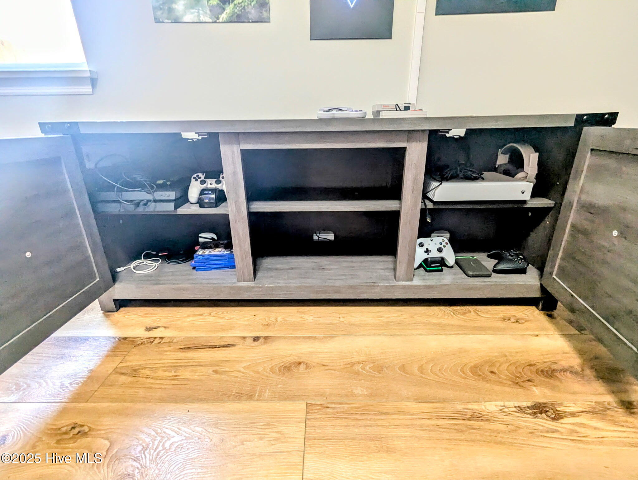 100545530 | Photo 27