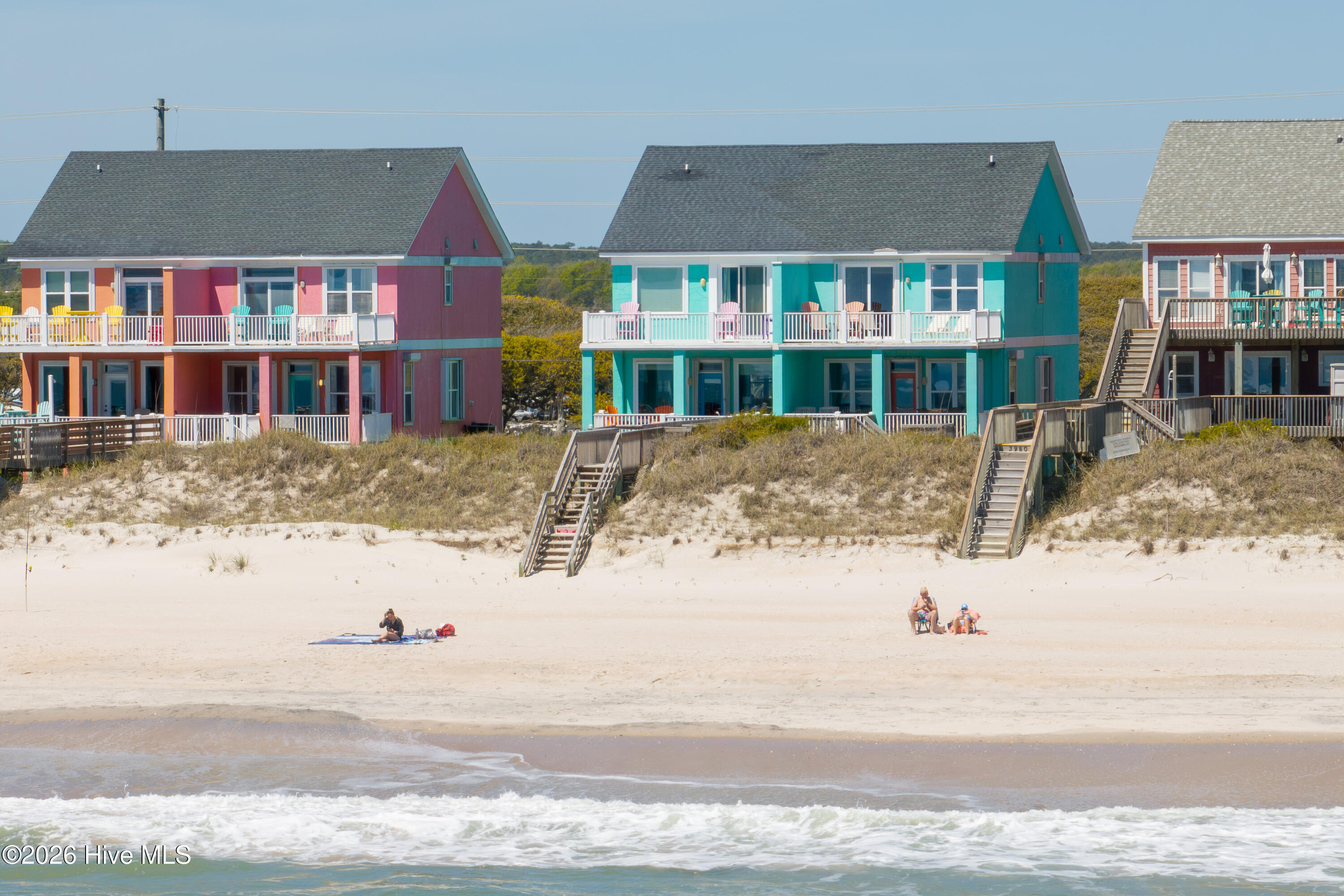 100566457 | Photo 48