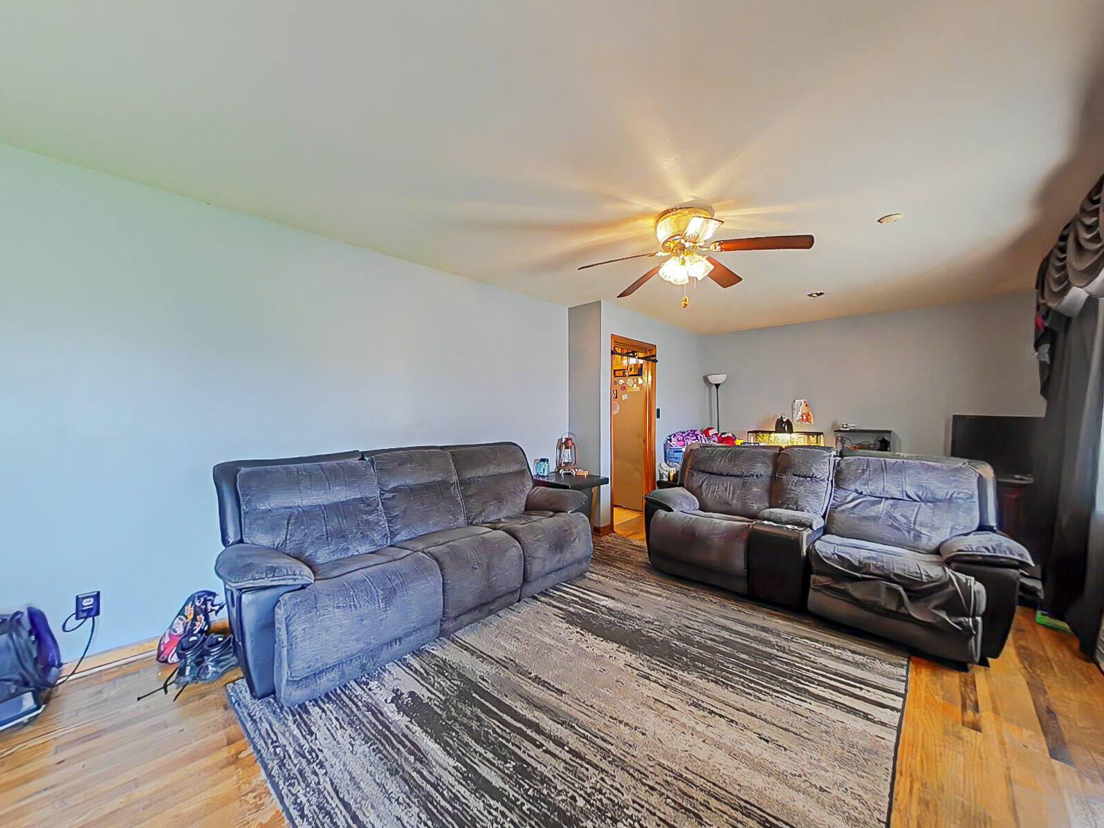 12-Living Room - 2025-07-18T114913