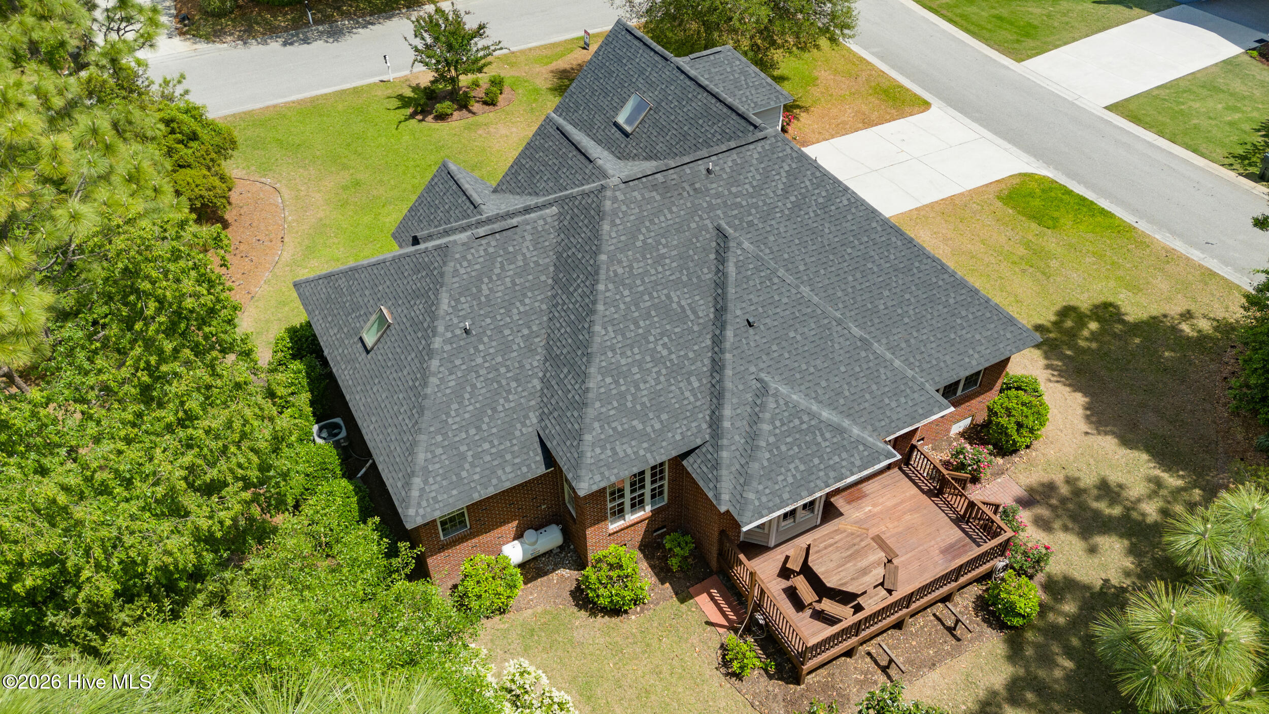 100564143 | Photo 38