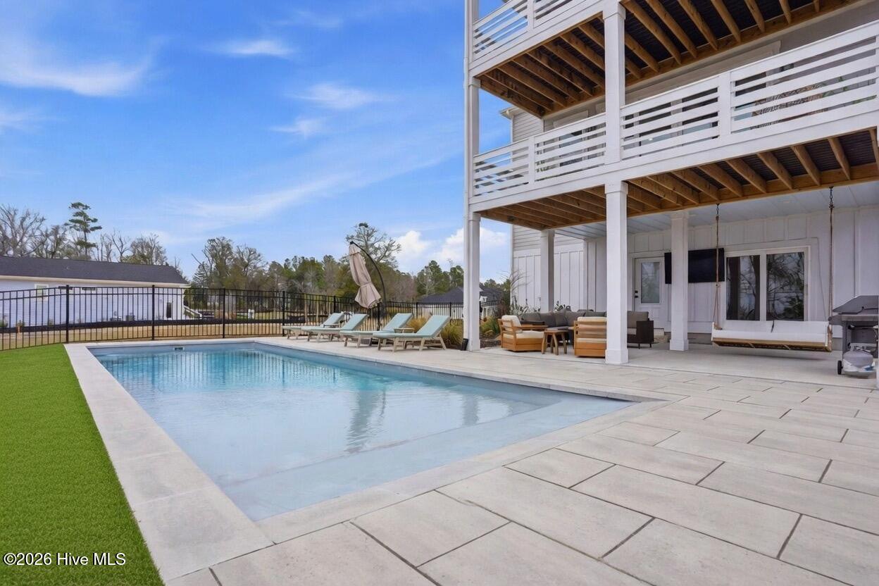 100559672 | Photo 44