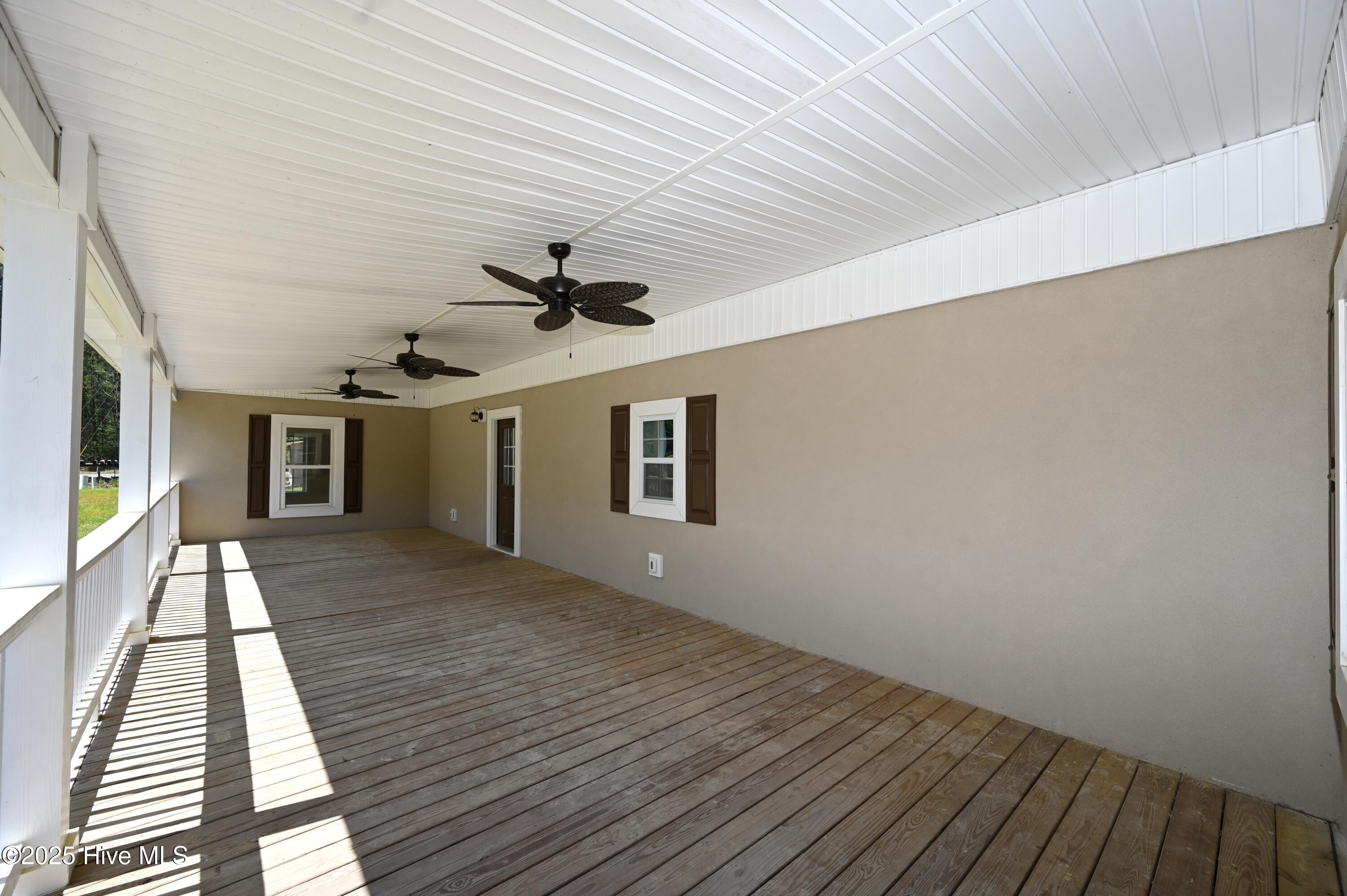 100500165 | Photo 25