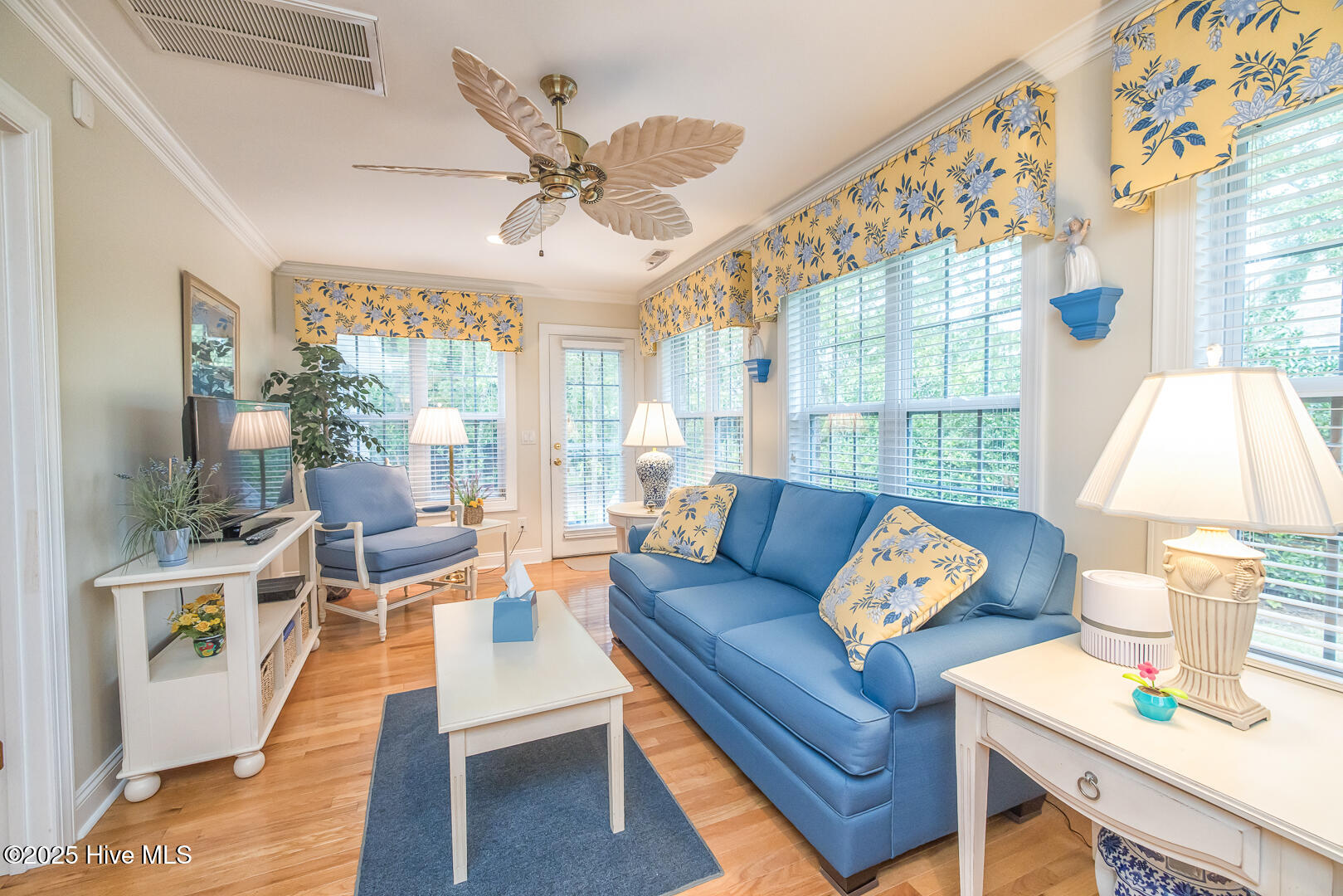 100538181 | Photo 27