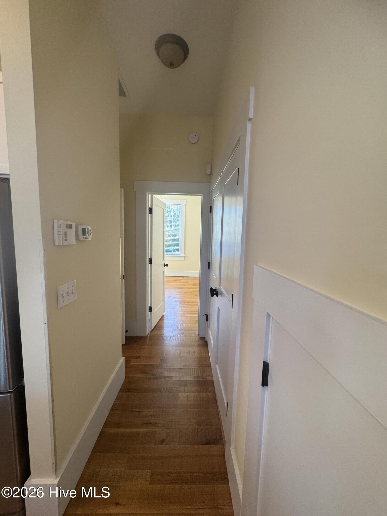 100555381 | Photo 11