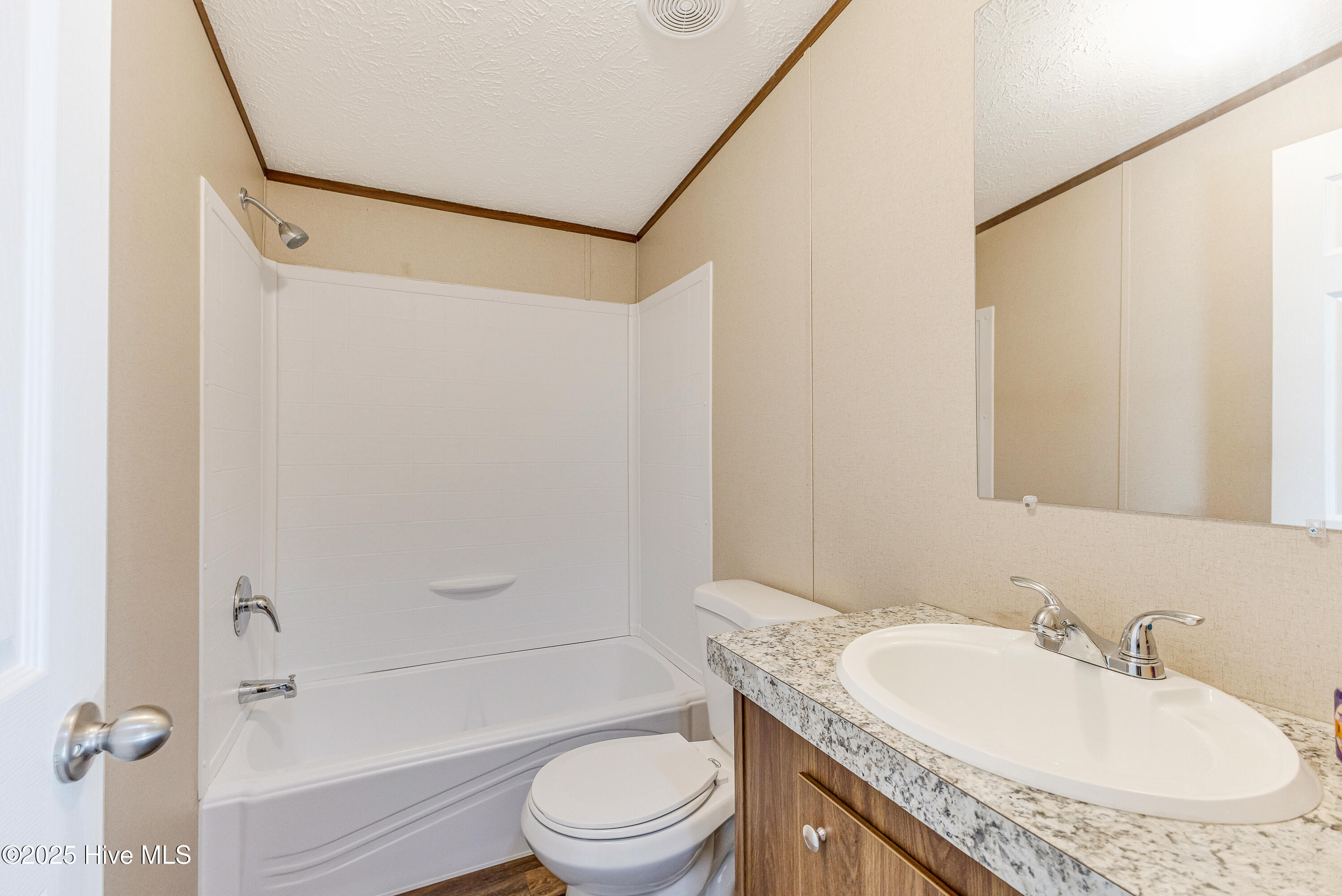 100541007 | Photo 27