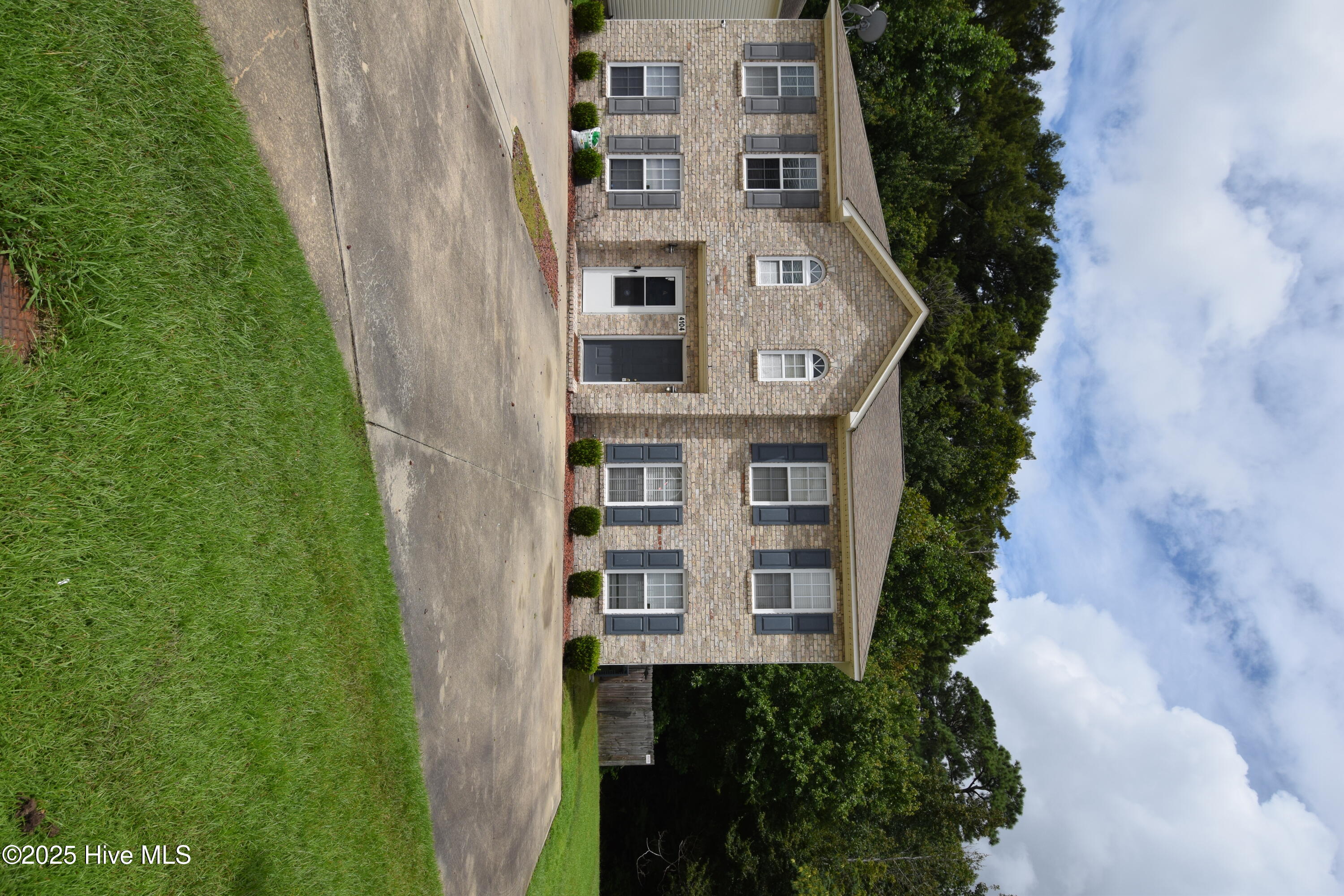 Homes for sale in Greenville, NC | 4104 Brook Creek Ln #B, Greenville, NC 27858 | MLS# 100524422