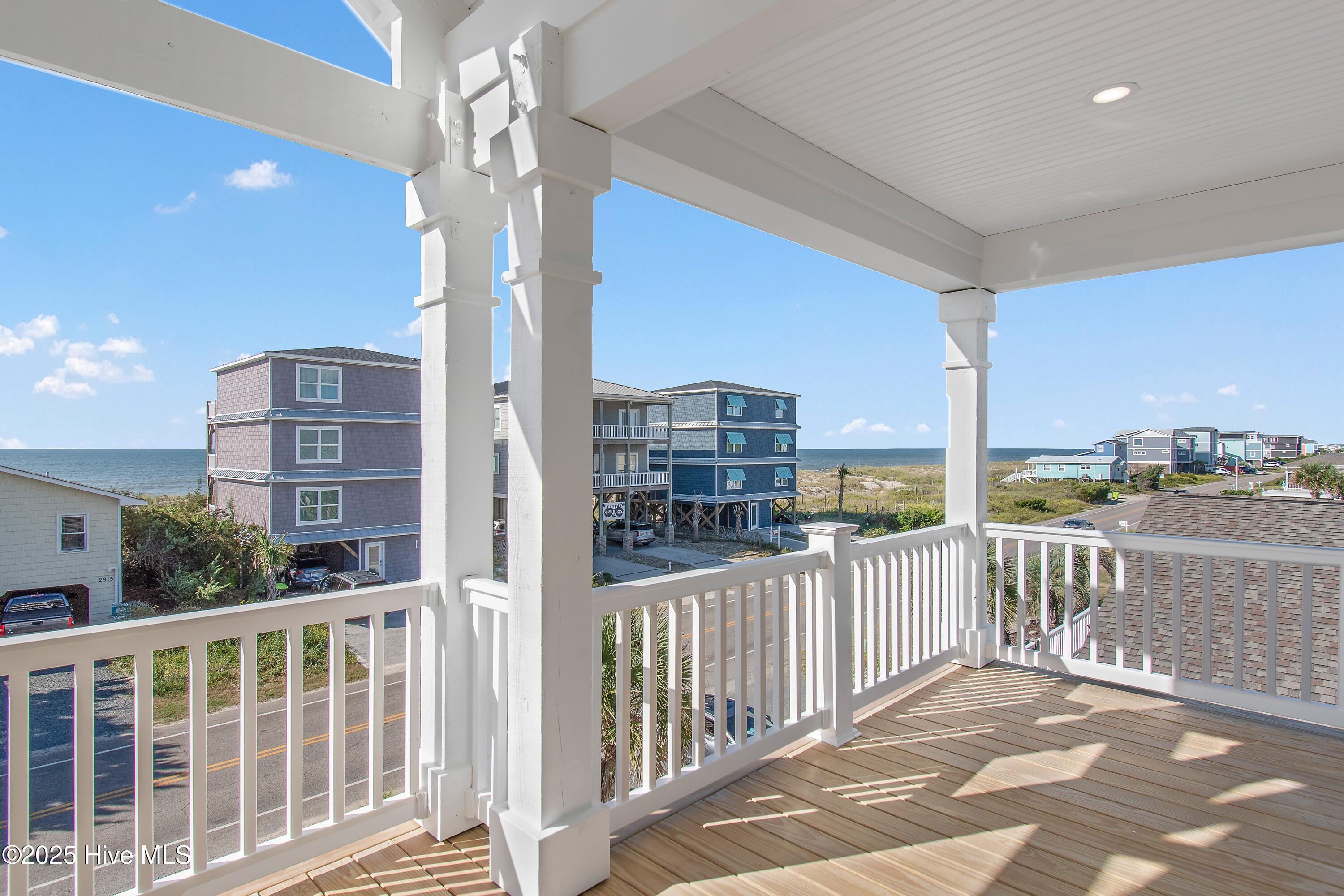 100511699 | Photo 61