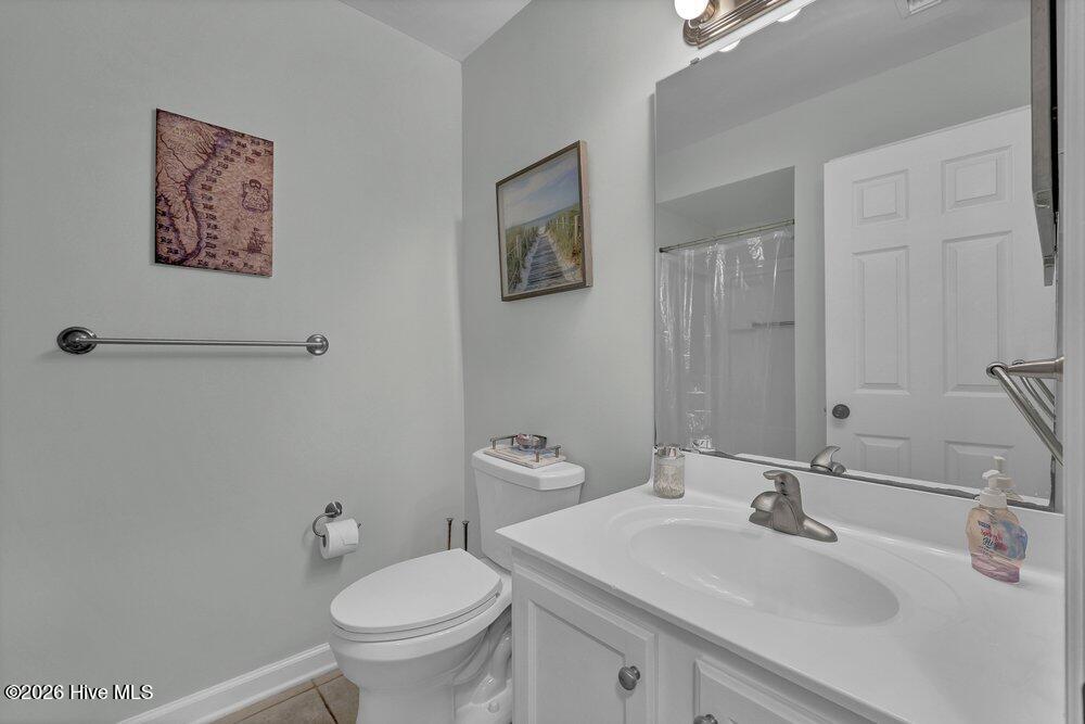 100569395 | Photo 23