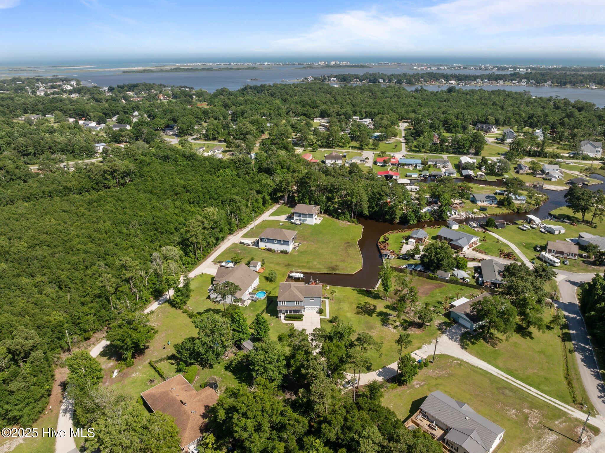 100517734 | Photo 90