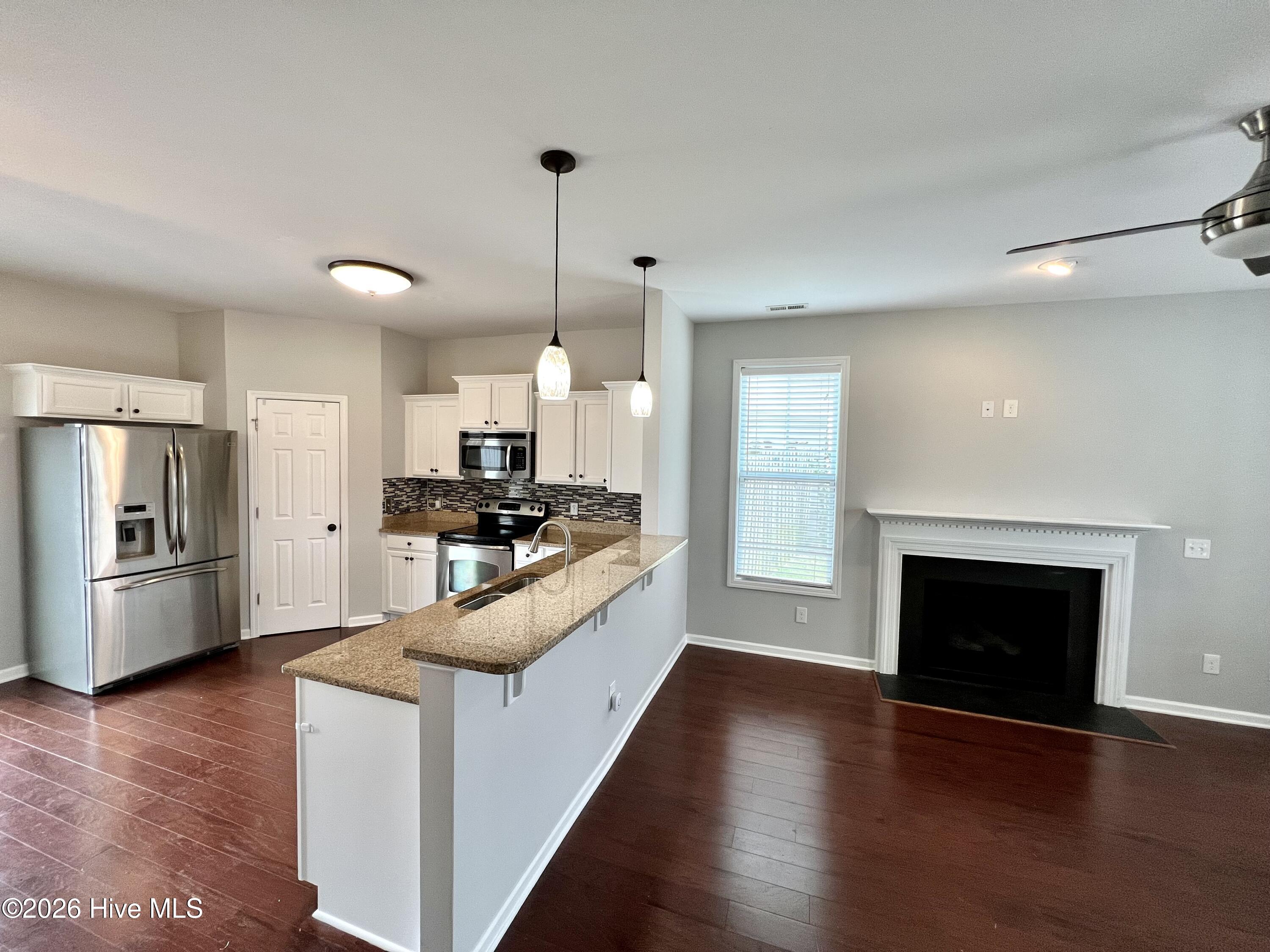 100568625 | Photo 20