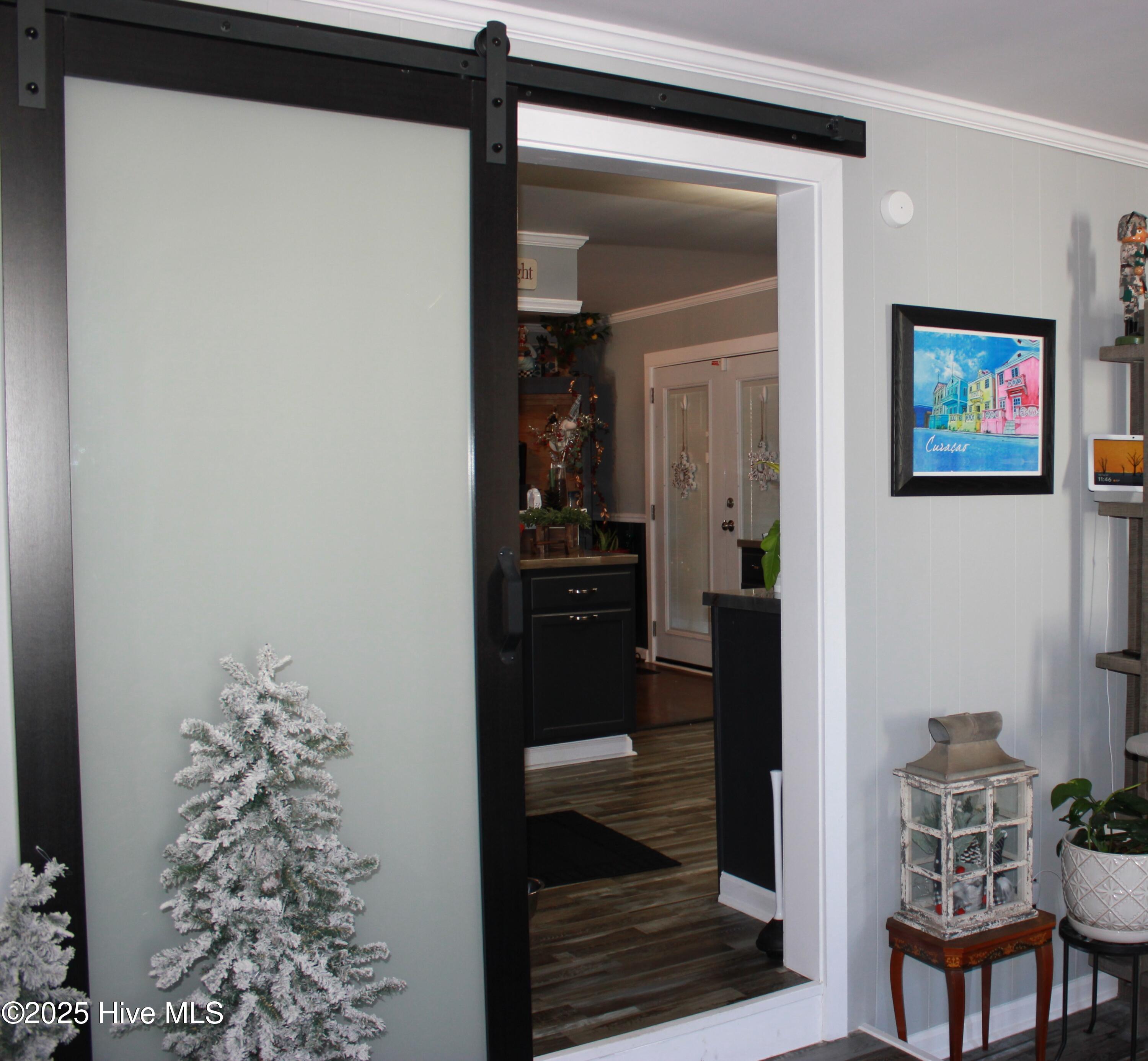 100546240 | Photo 26