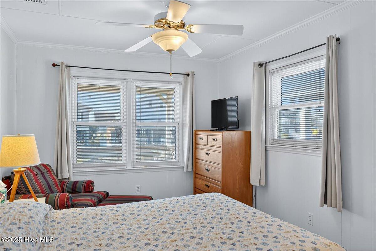 100536675 | Photo 26