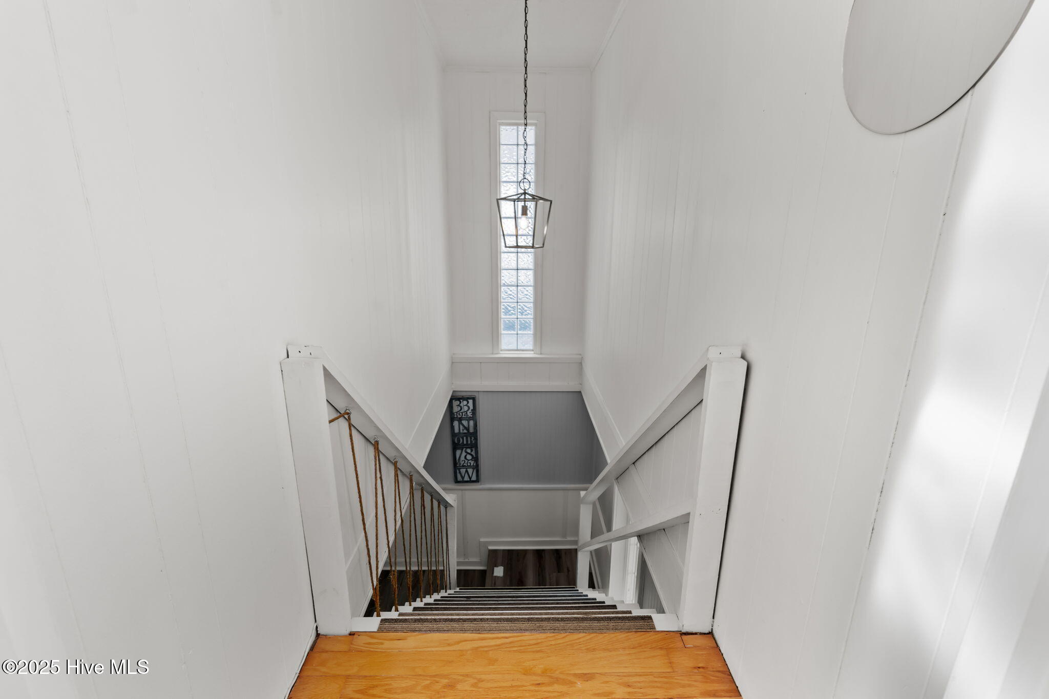 100542340 | Photo 22