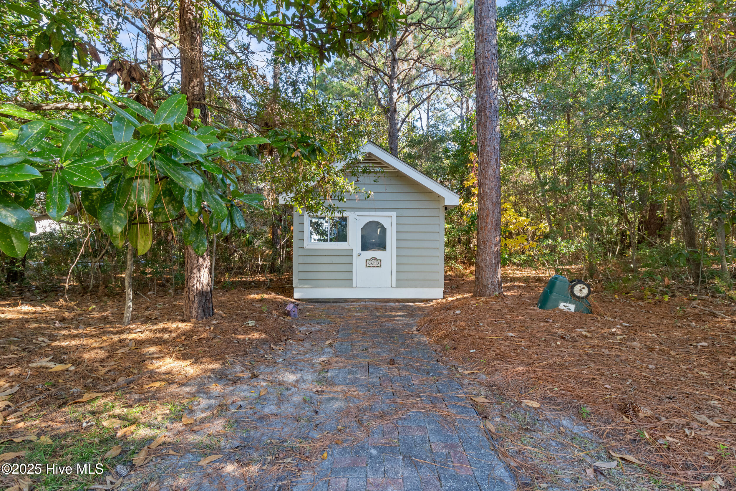 100540222 | Photo 68