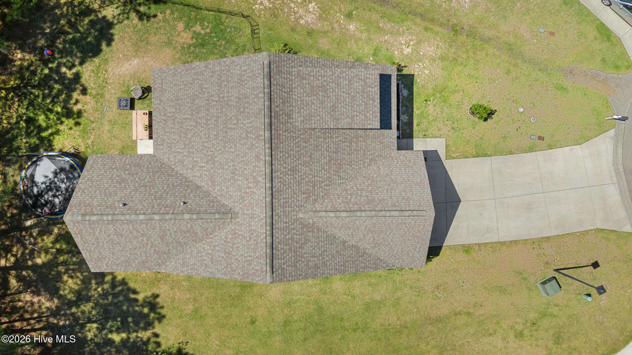 100566658 | Photo 36