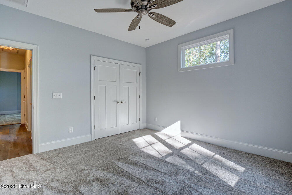 100533564 | Photo 24