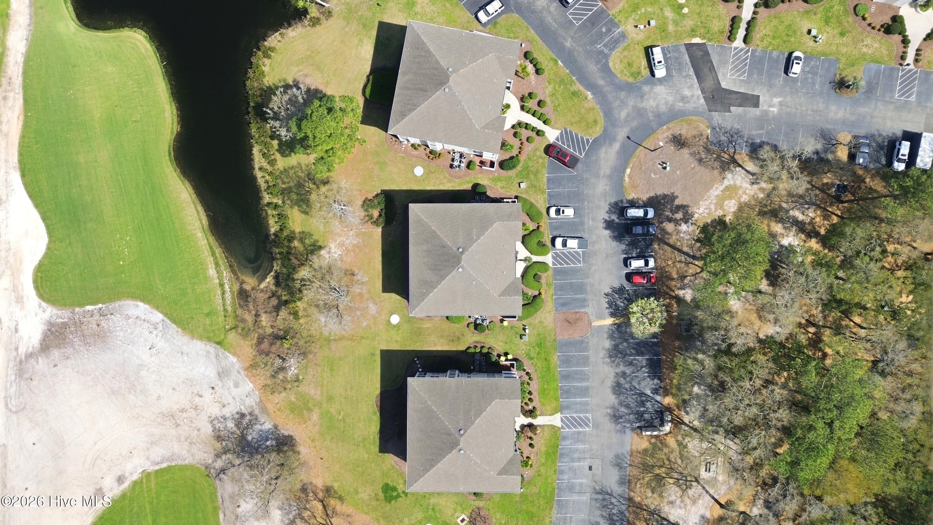 100561892 | Photo 69