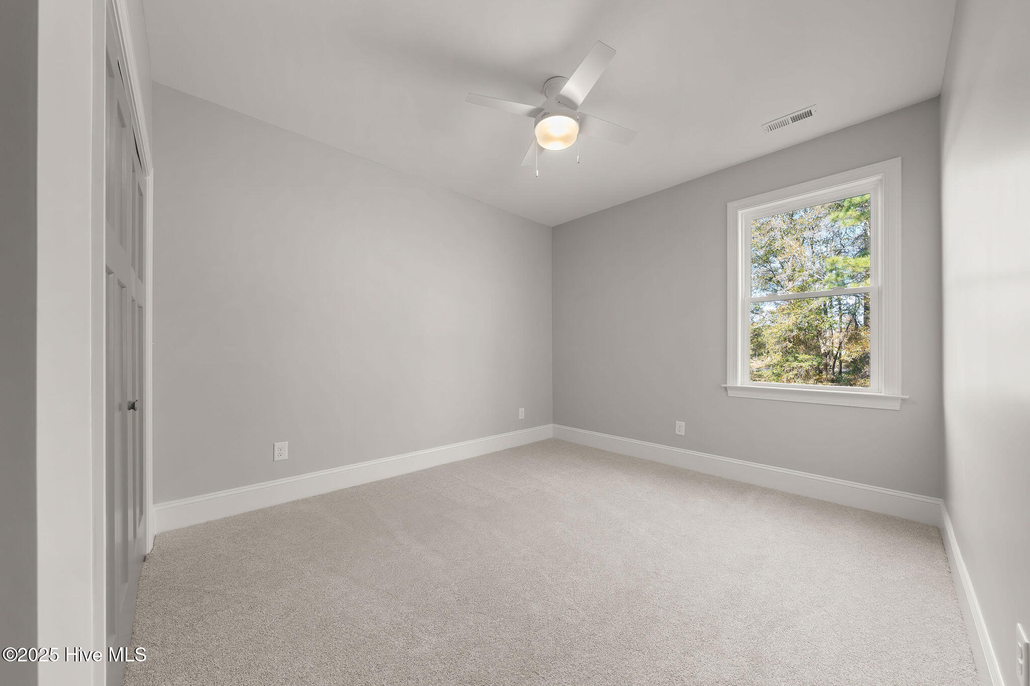 135SycamoreLakesDr-240