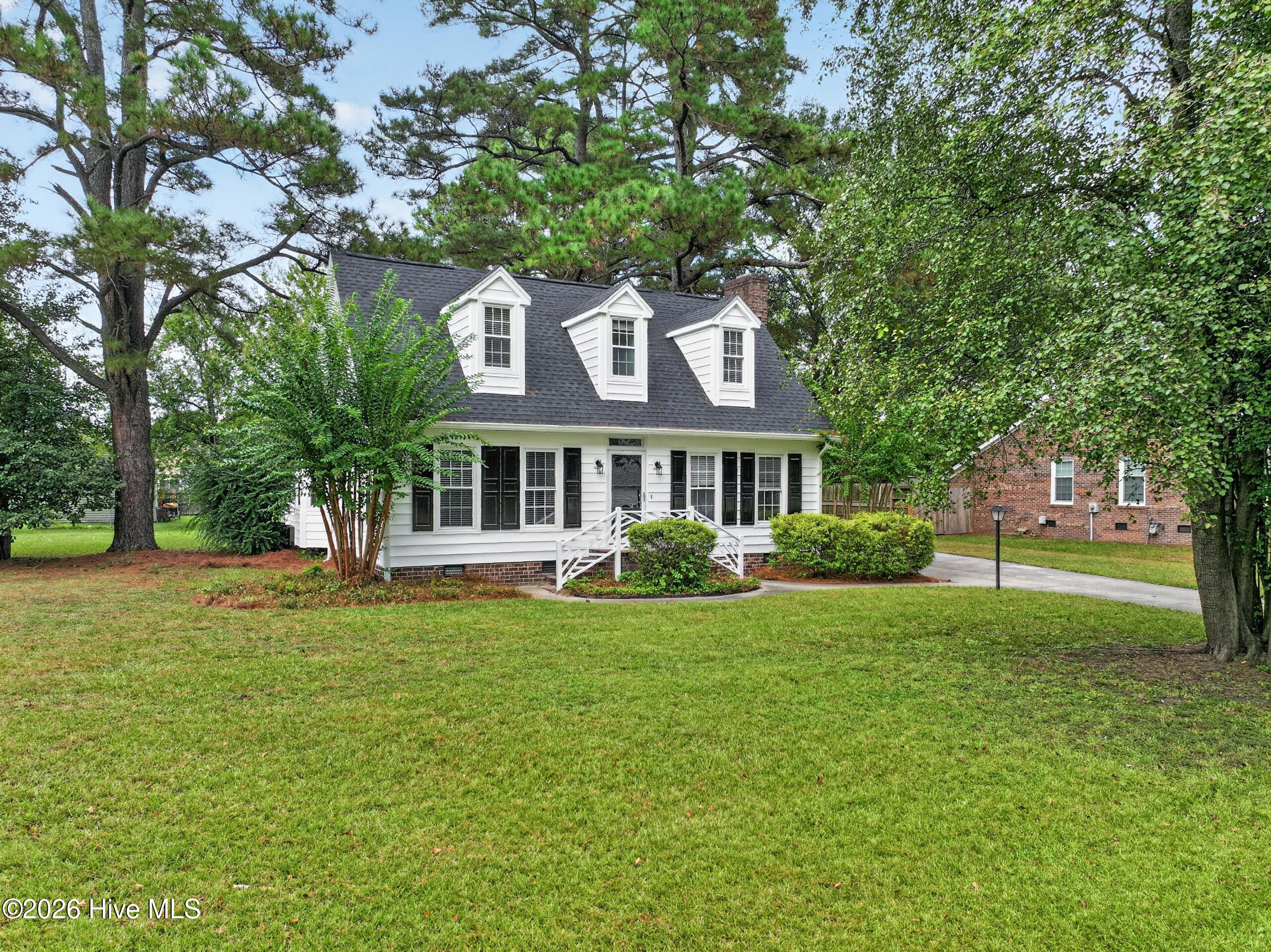 Photo 3 of Single family home for sale at 222 Beth St, Greenville, NC 27858 | MLS# 100613222 | Listing updated on 2026-10-29