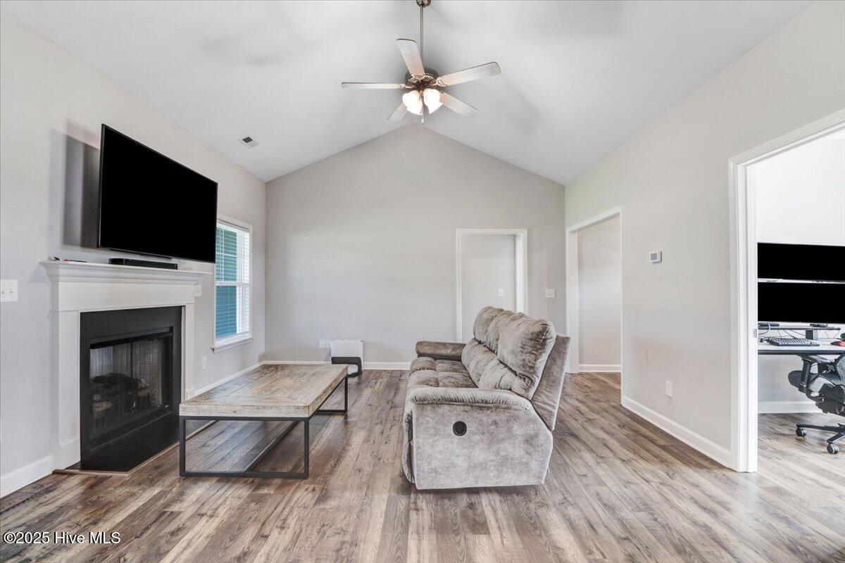 09-103 Fynloch Chase Dr-9