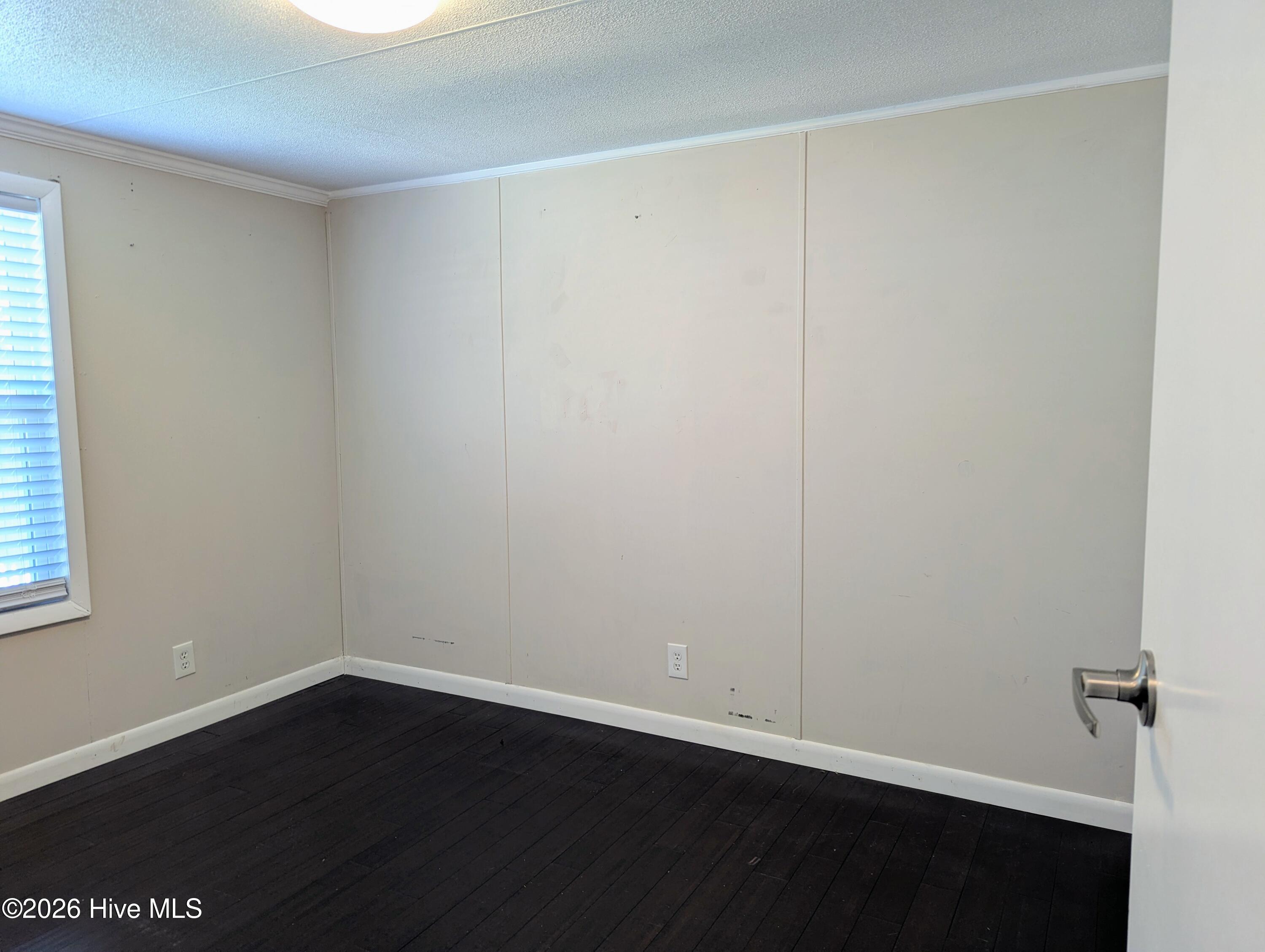 100556092 | Photo 17