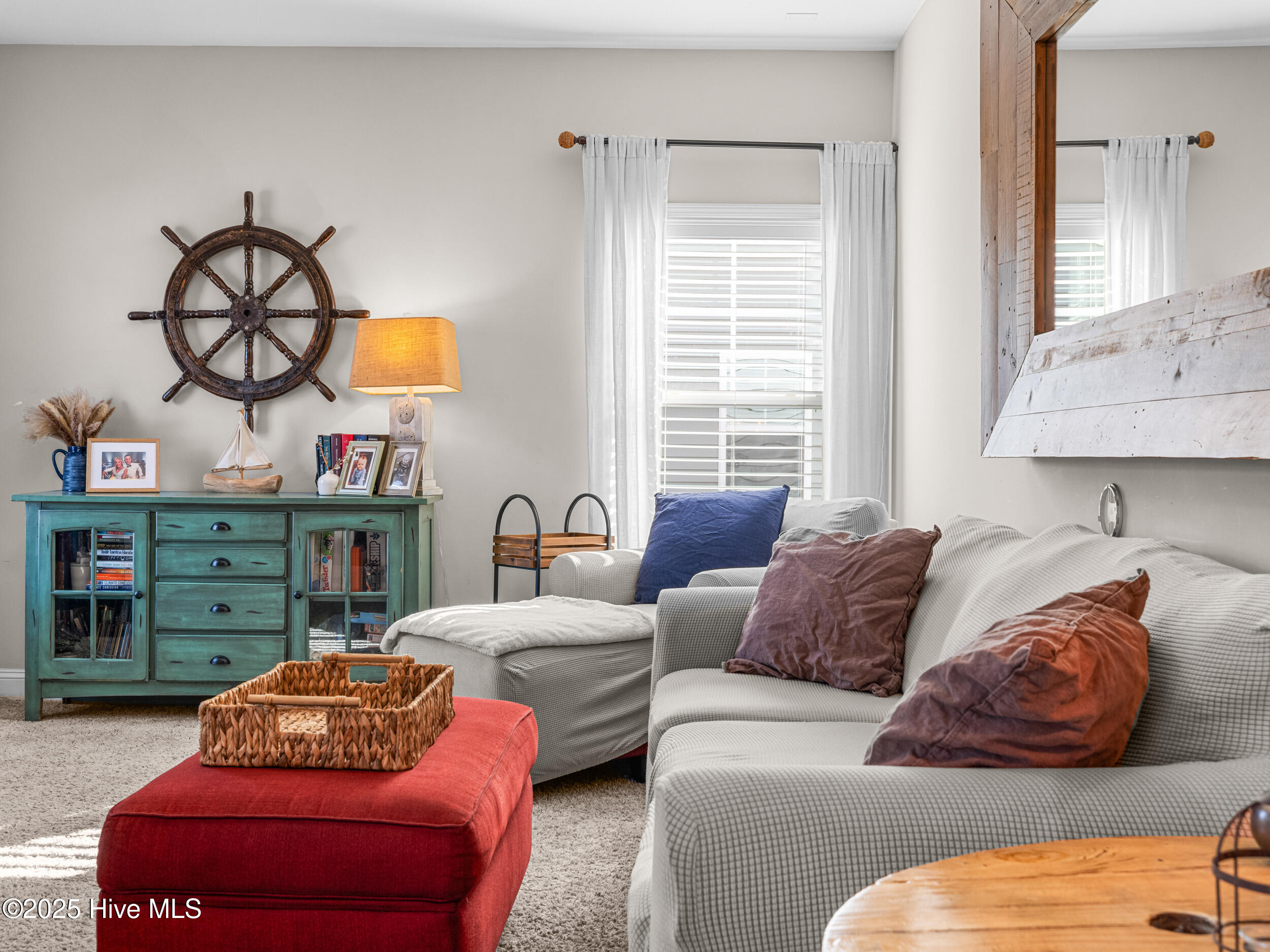 100545070 | Photo 27