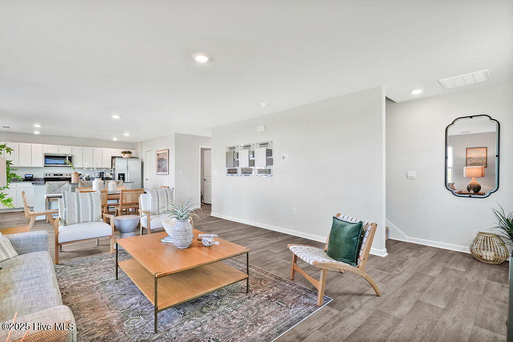 100531901 | Photo 17