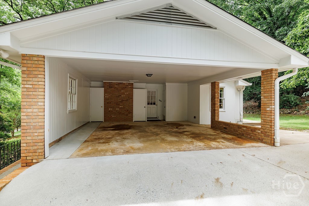 530 Westview Drive