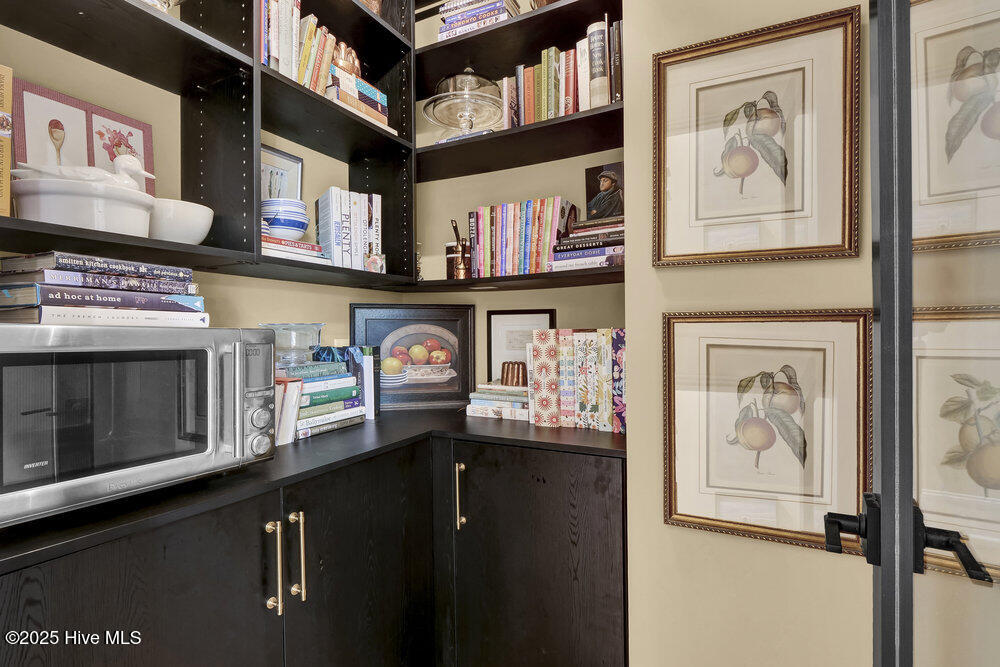 100534393 | Photo 20