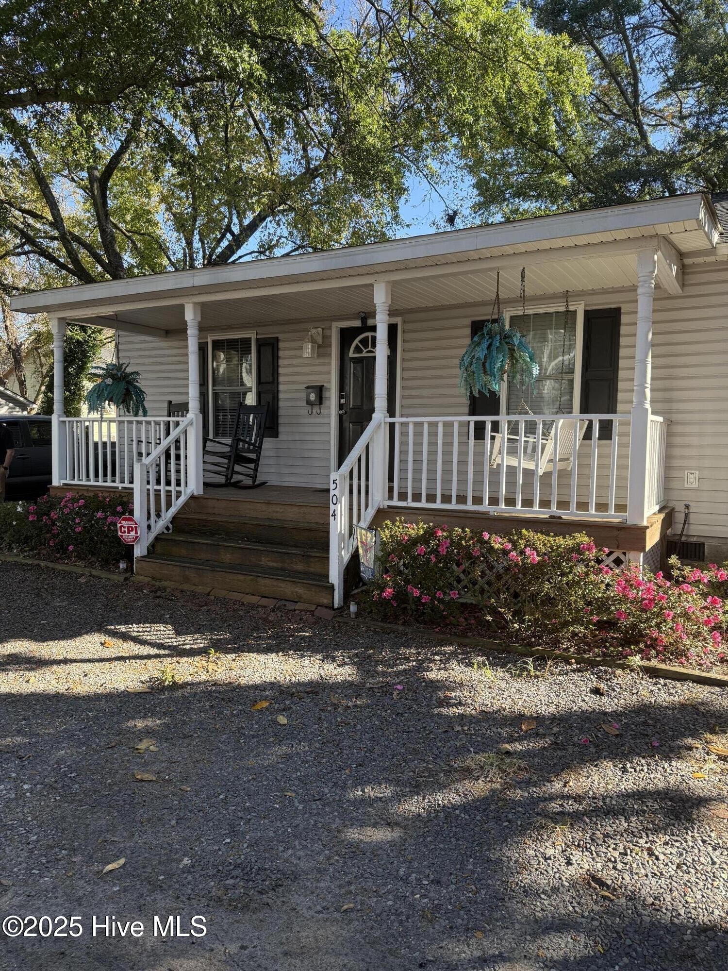 100543285 | Photo 19