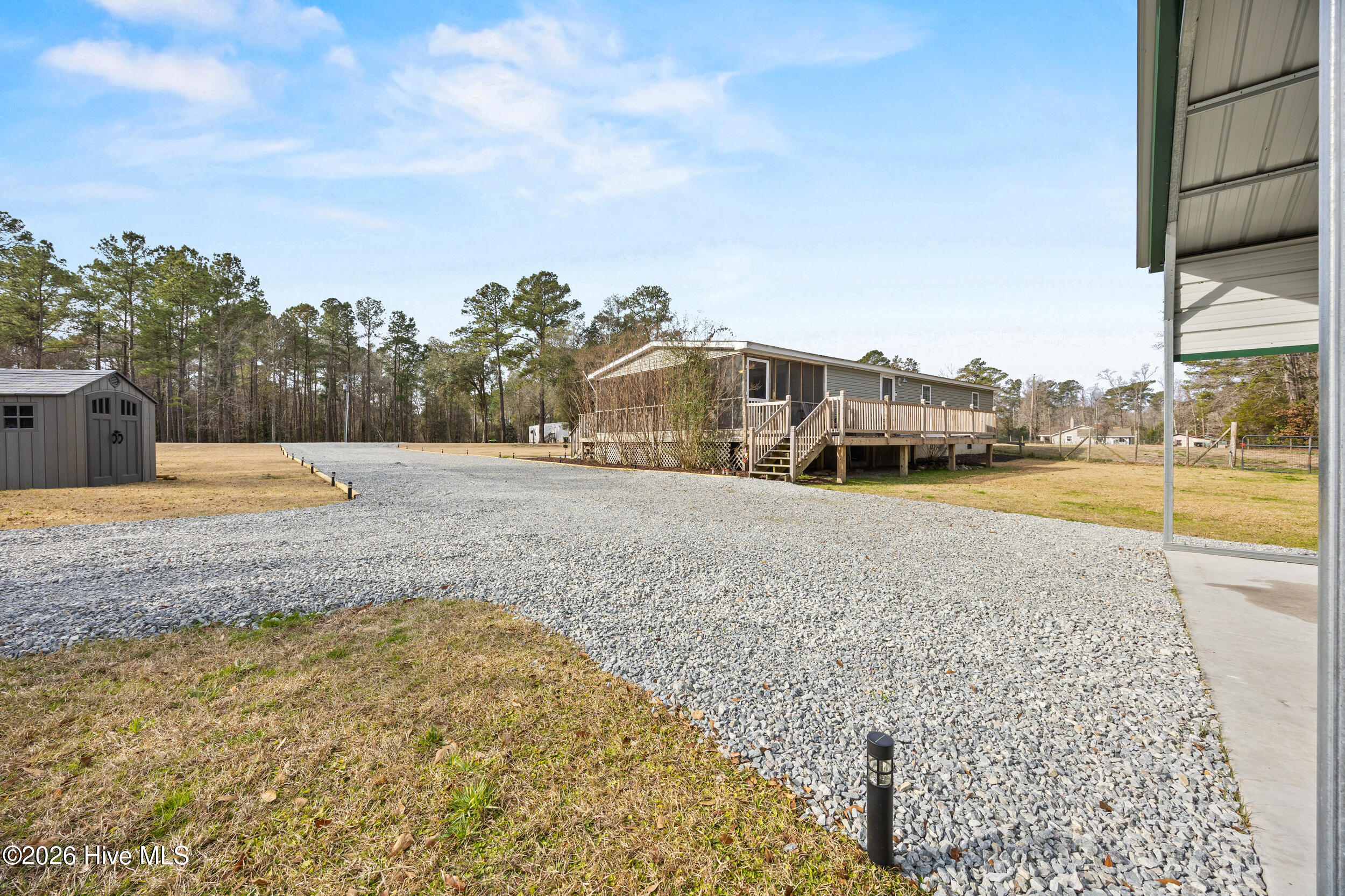 100551414 | Photo 34