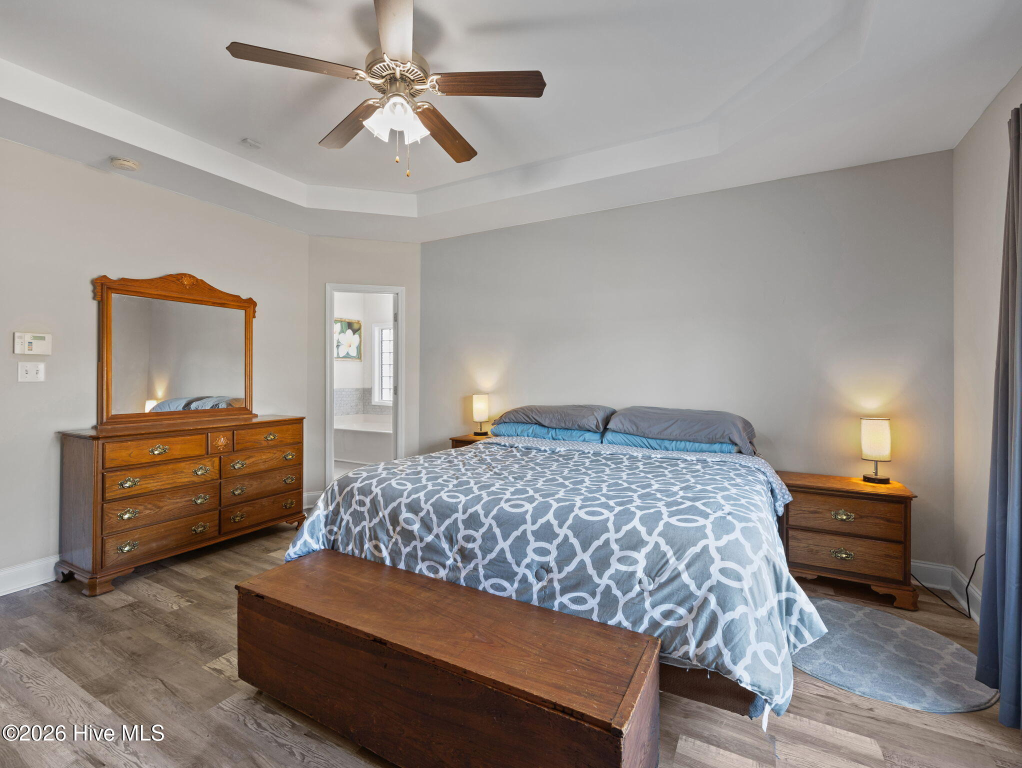 100564240 | Photo 27