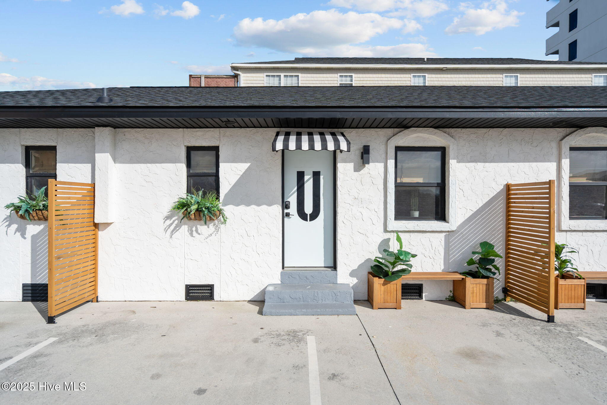 100534749 | Photo 19