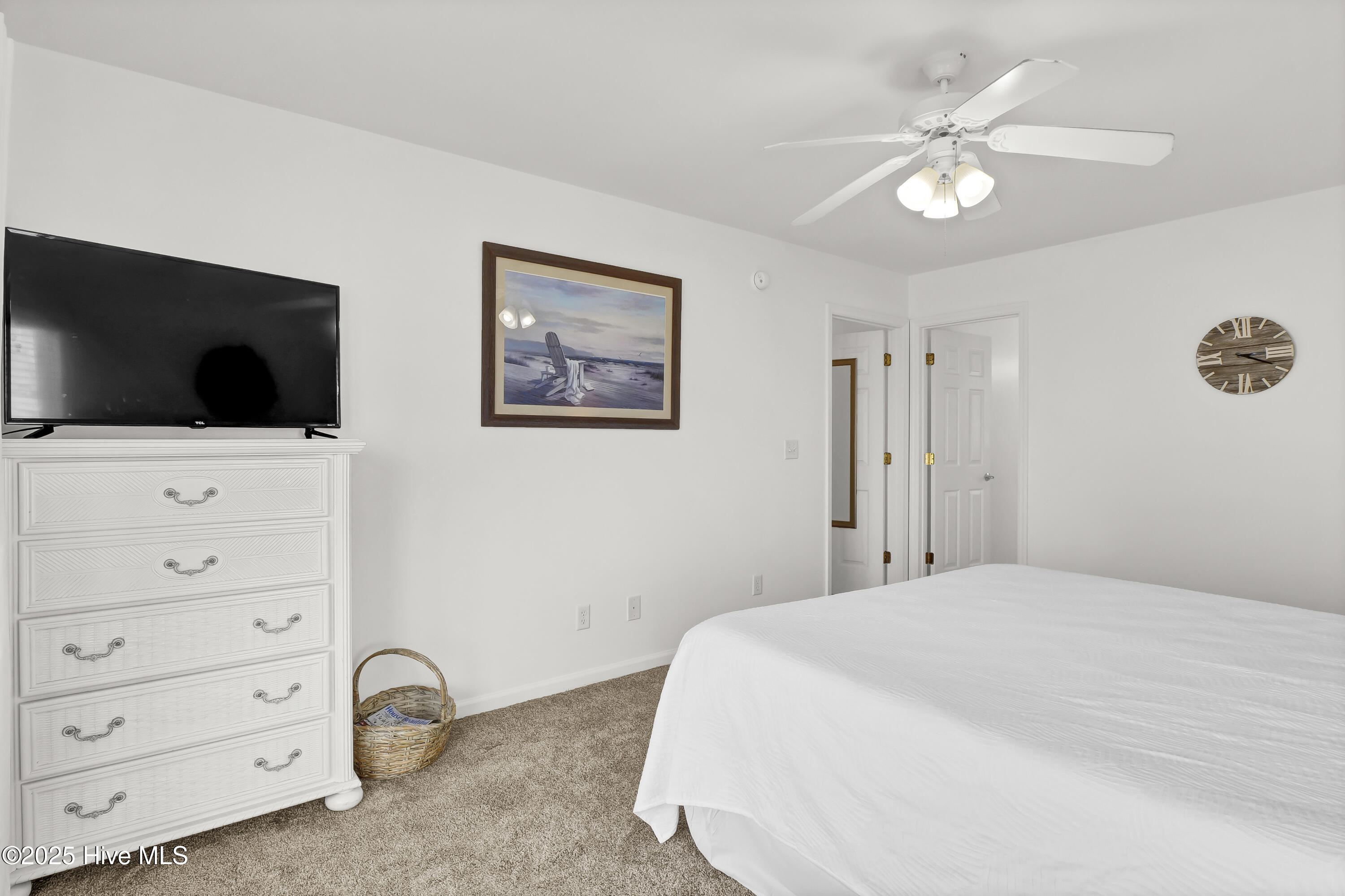 100521300 | Photo 17