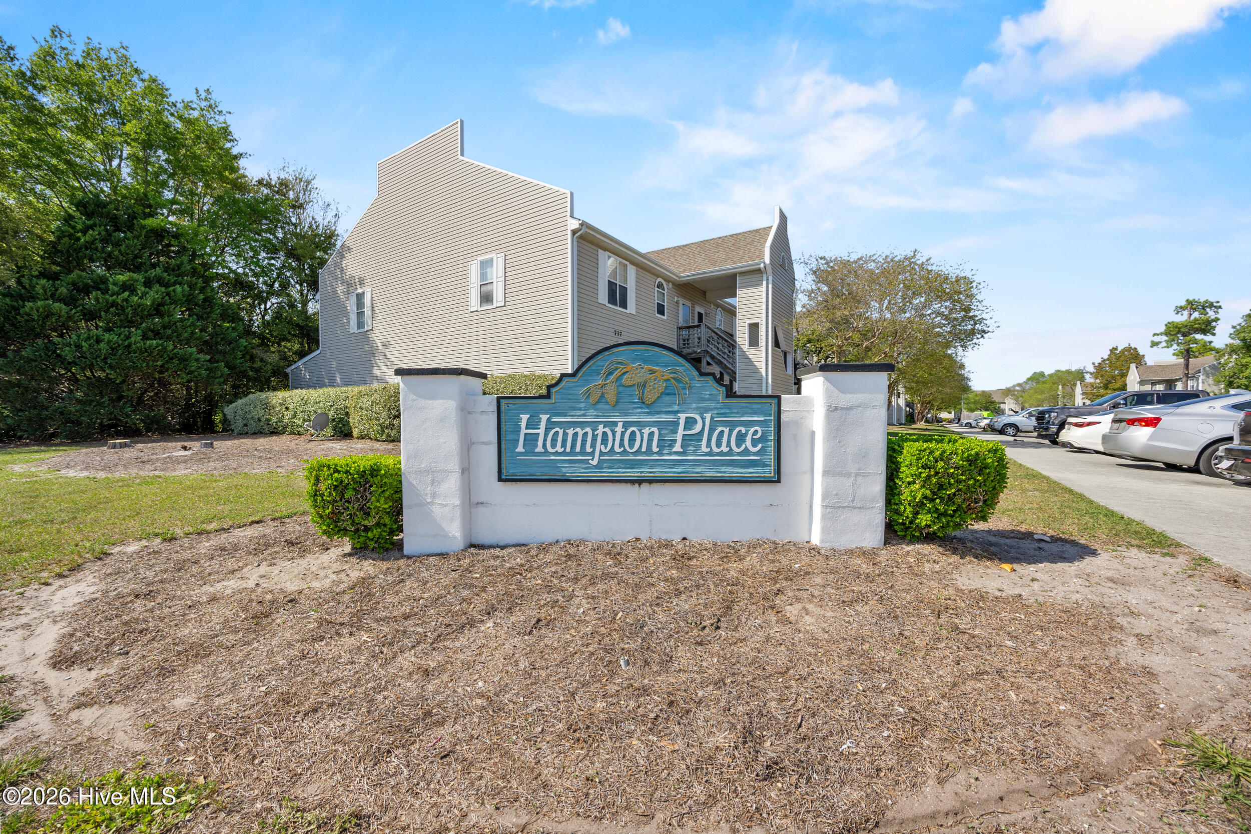 100565125 | Photo 28