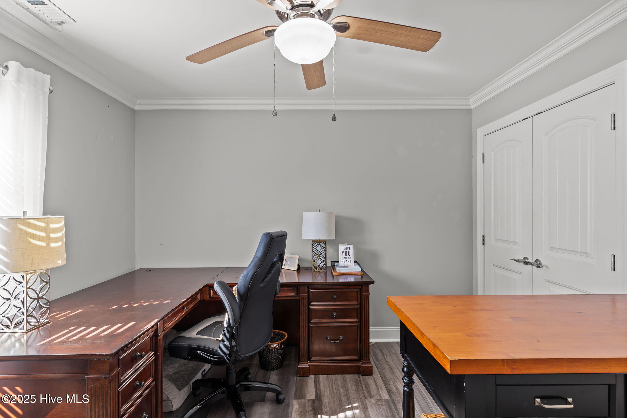 100530347 | Photo 30