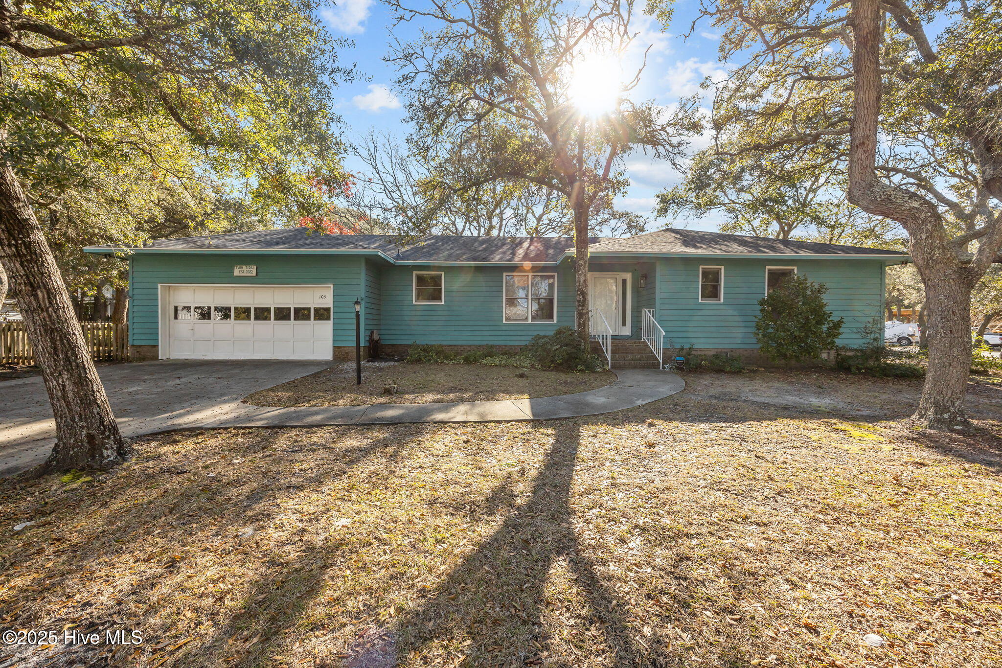 100522613 | Photo 41