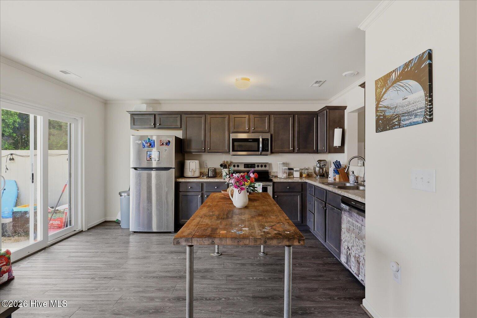 332 Glenellen Loop Road,Midway Park
