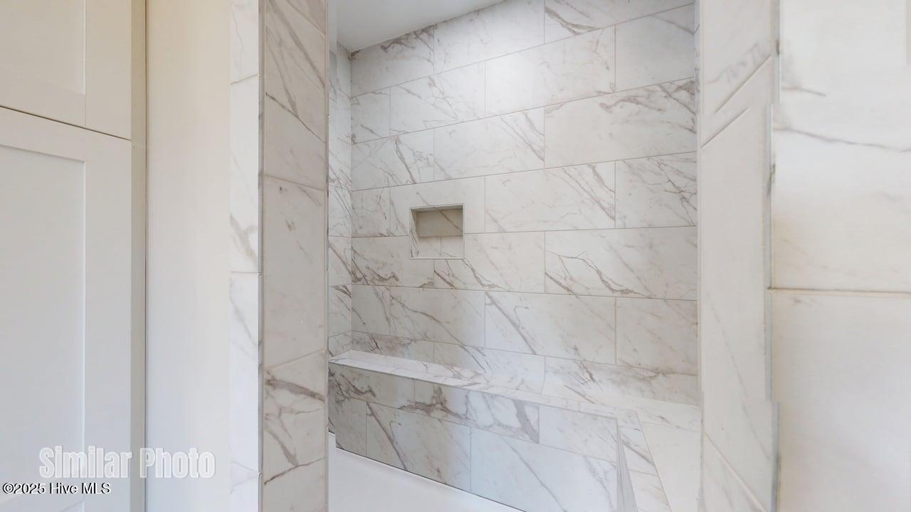 100546345 | Photo 21