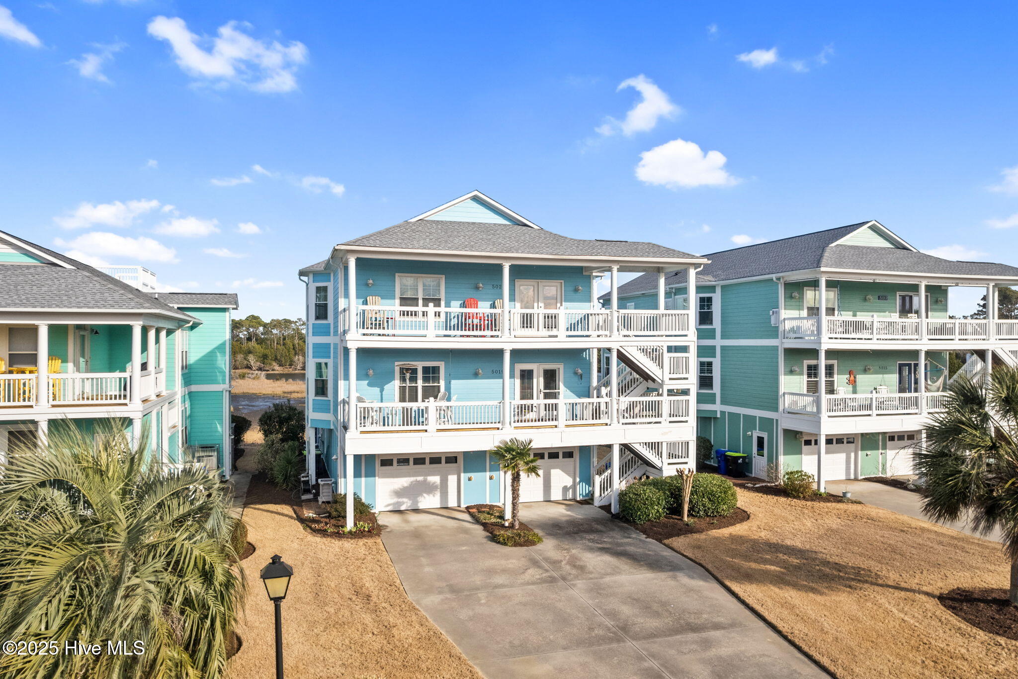 100548558 | Photo 58