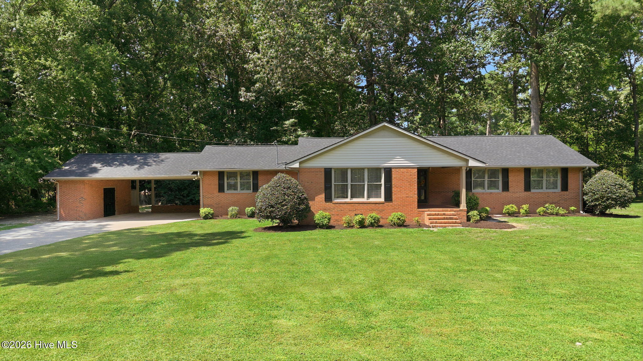 1st image of 204 Hargrove Dr, Robersonville, NC 27871 | MLS# 100595787