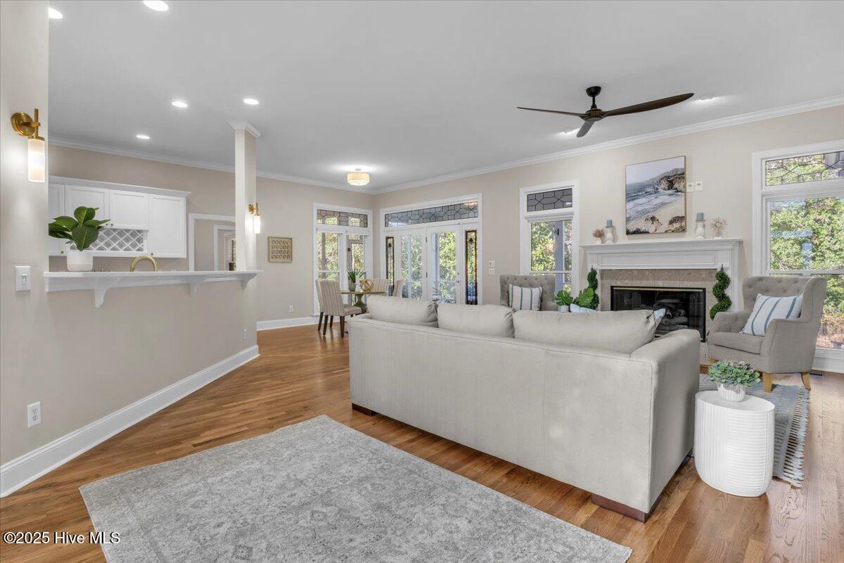 100545058 | Photo 10