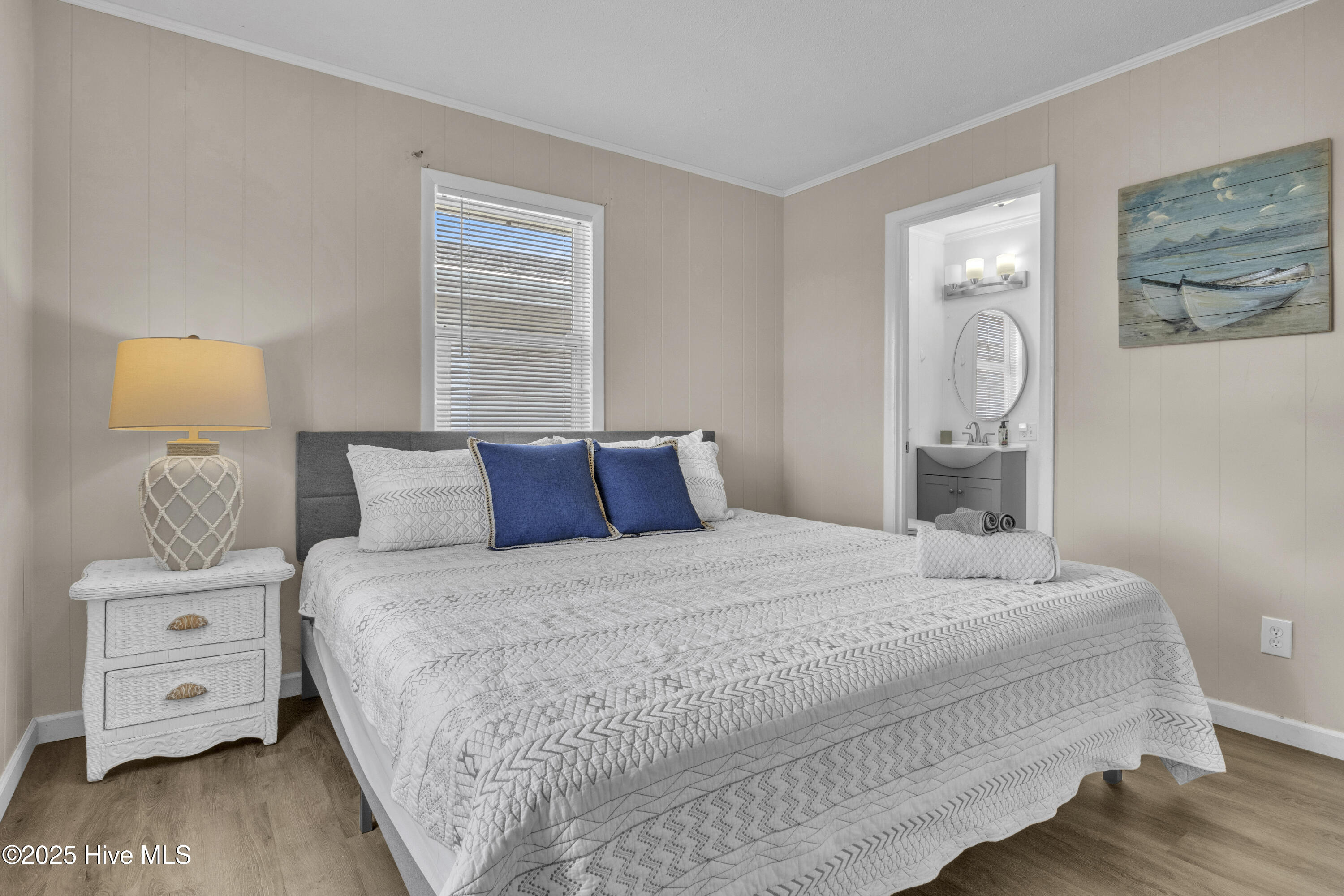 100545312 | Photo 27