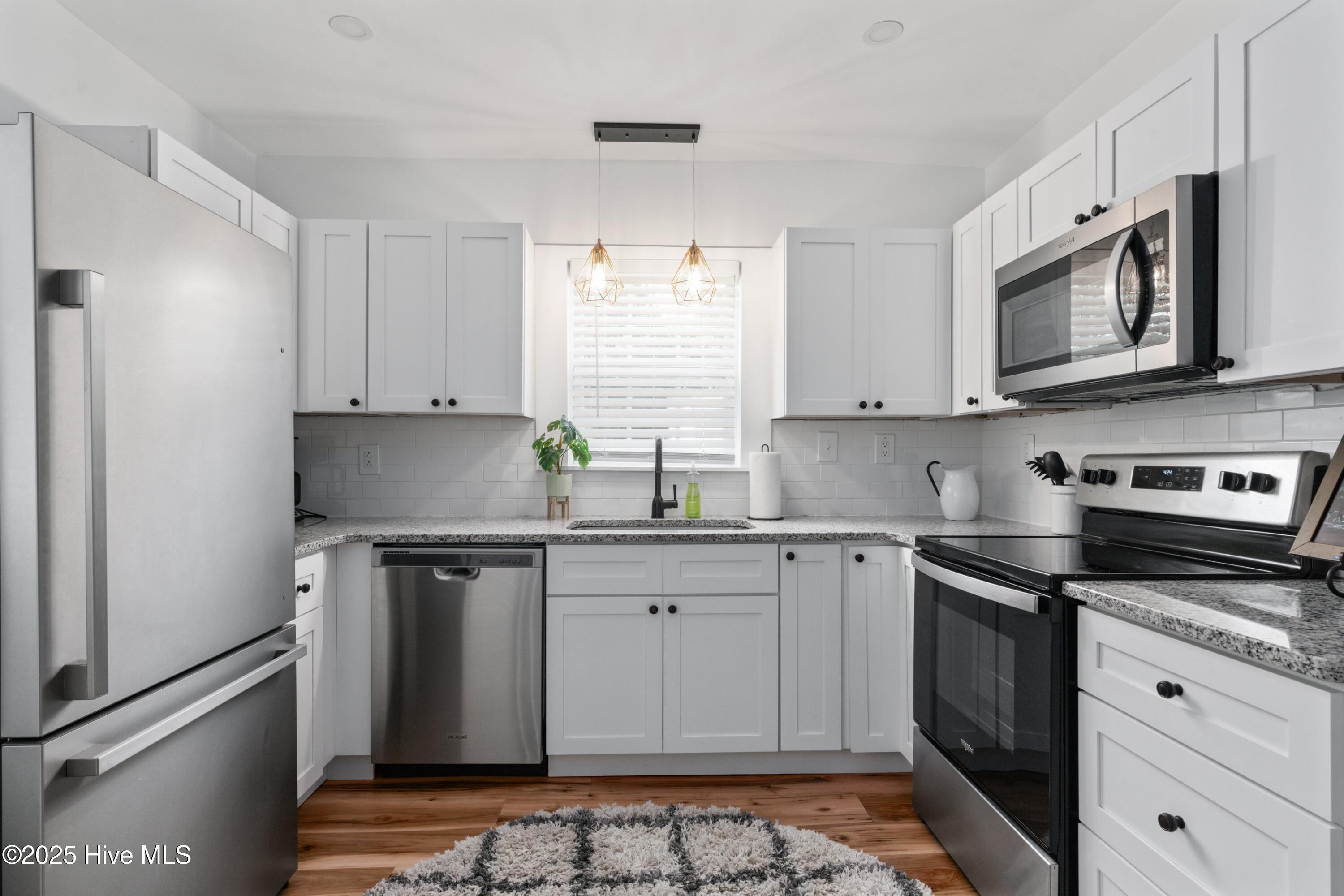 100551240 | Photo 10