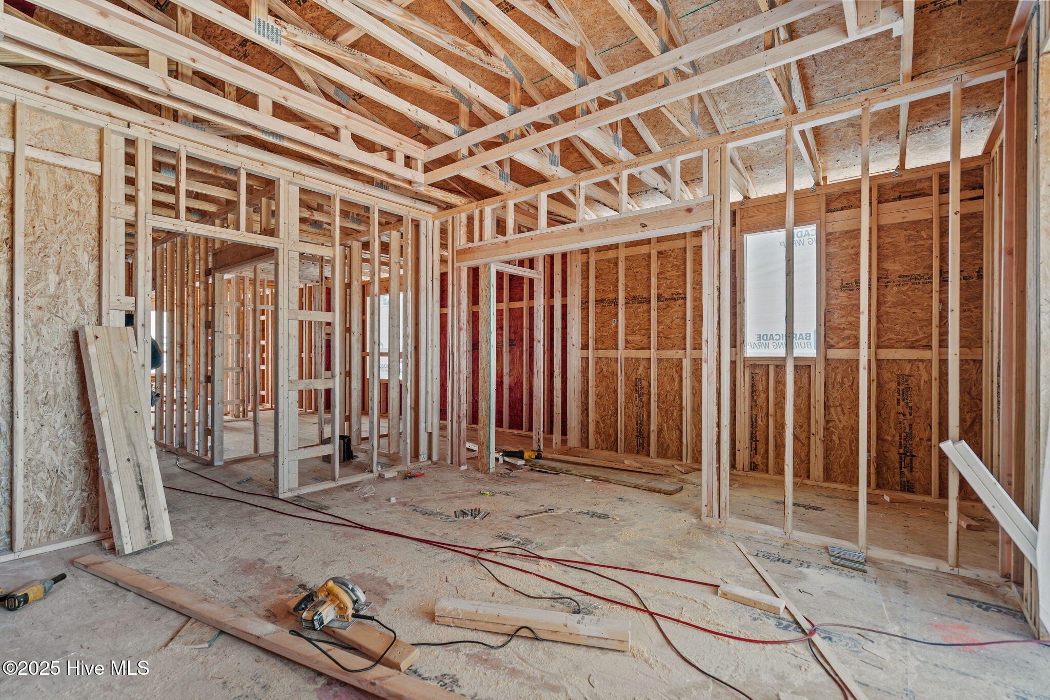 100547046 | Photo 24