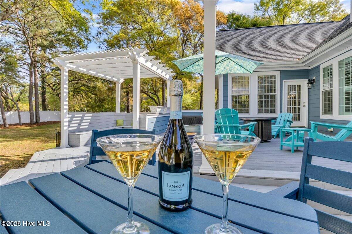 100567087 | Photo 90