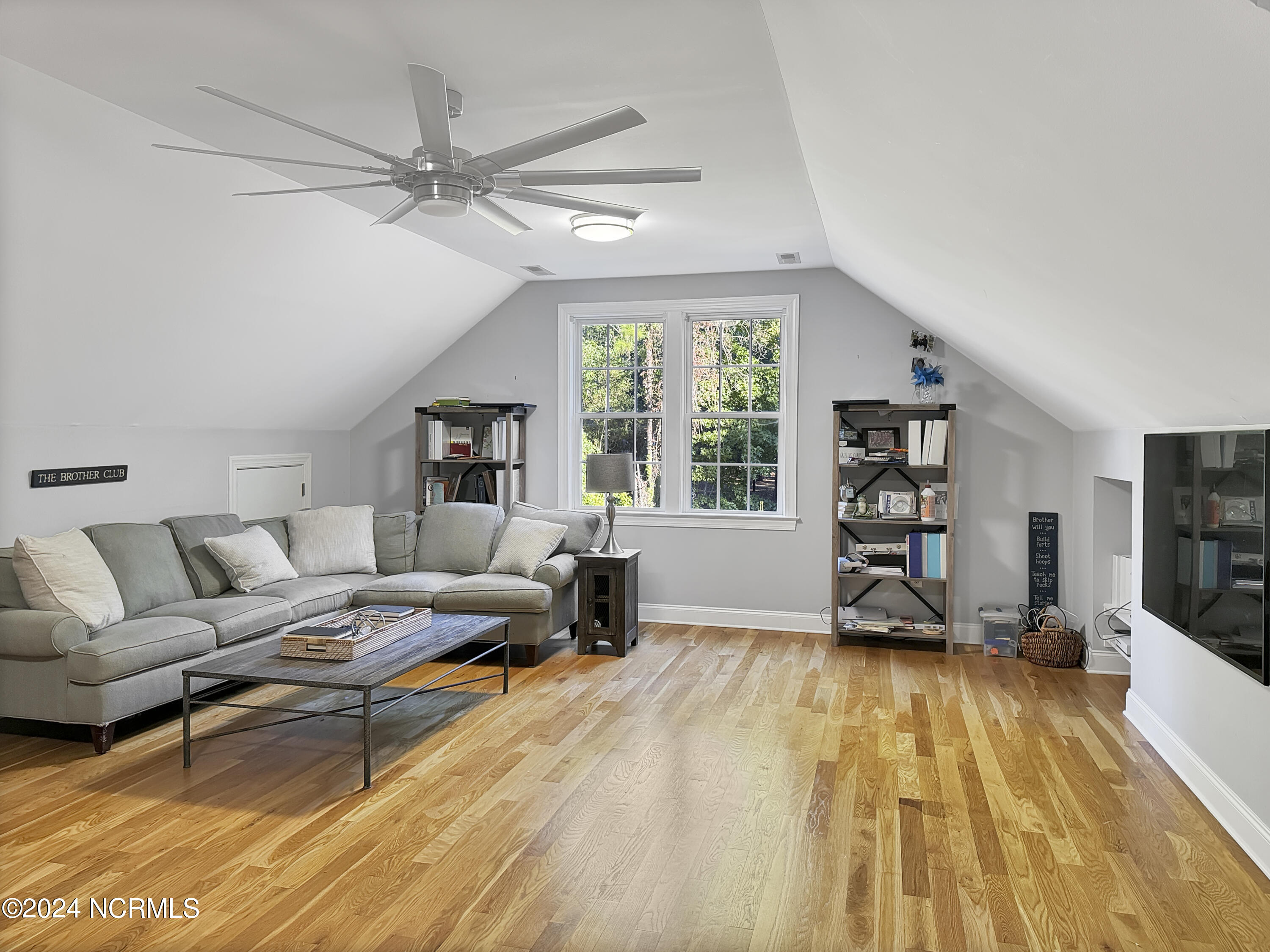 119107cc11d629175a7a75aaf78985c768cbc048