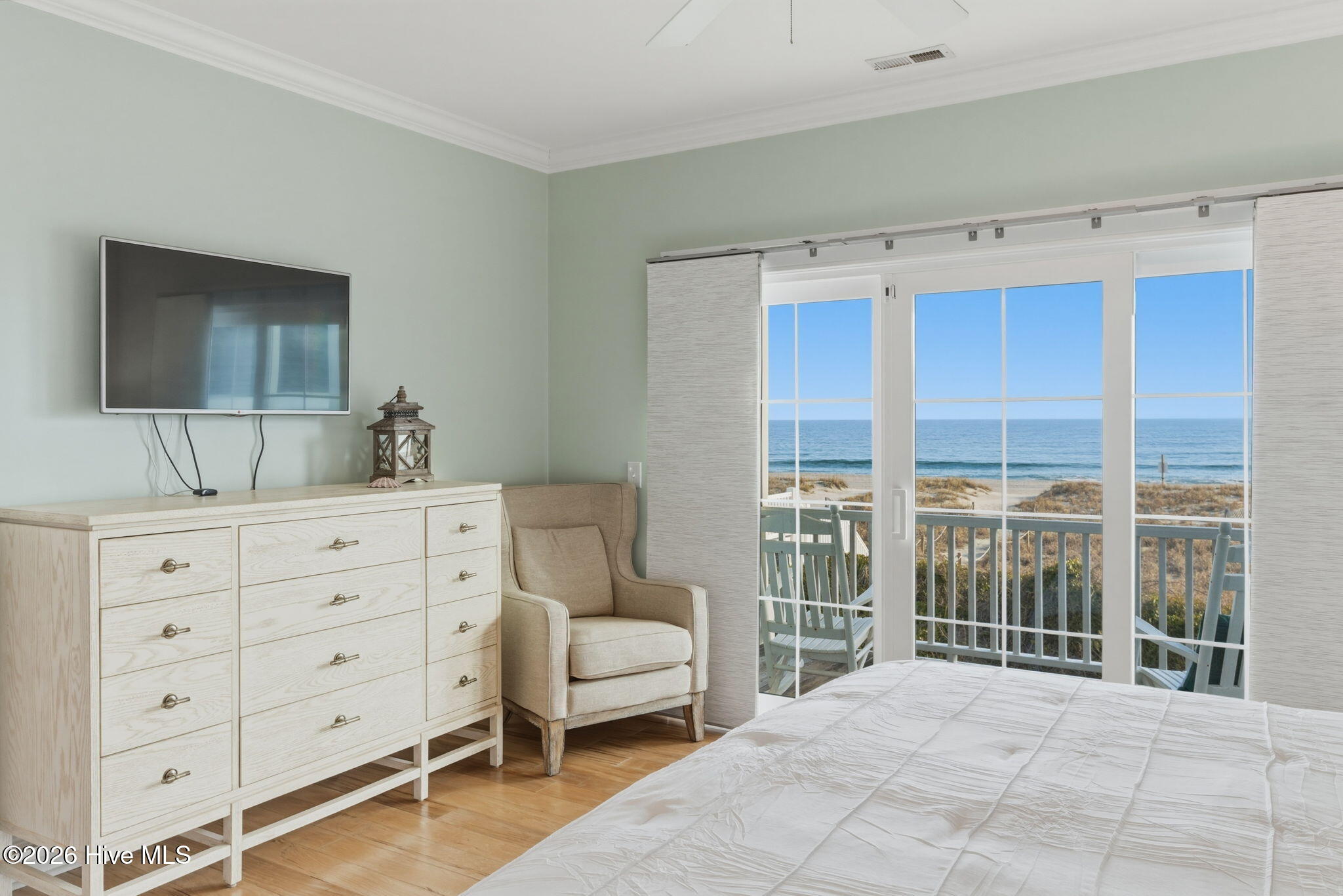 100555473 | Photo 21