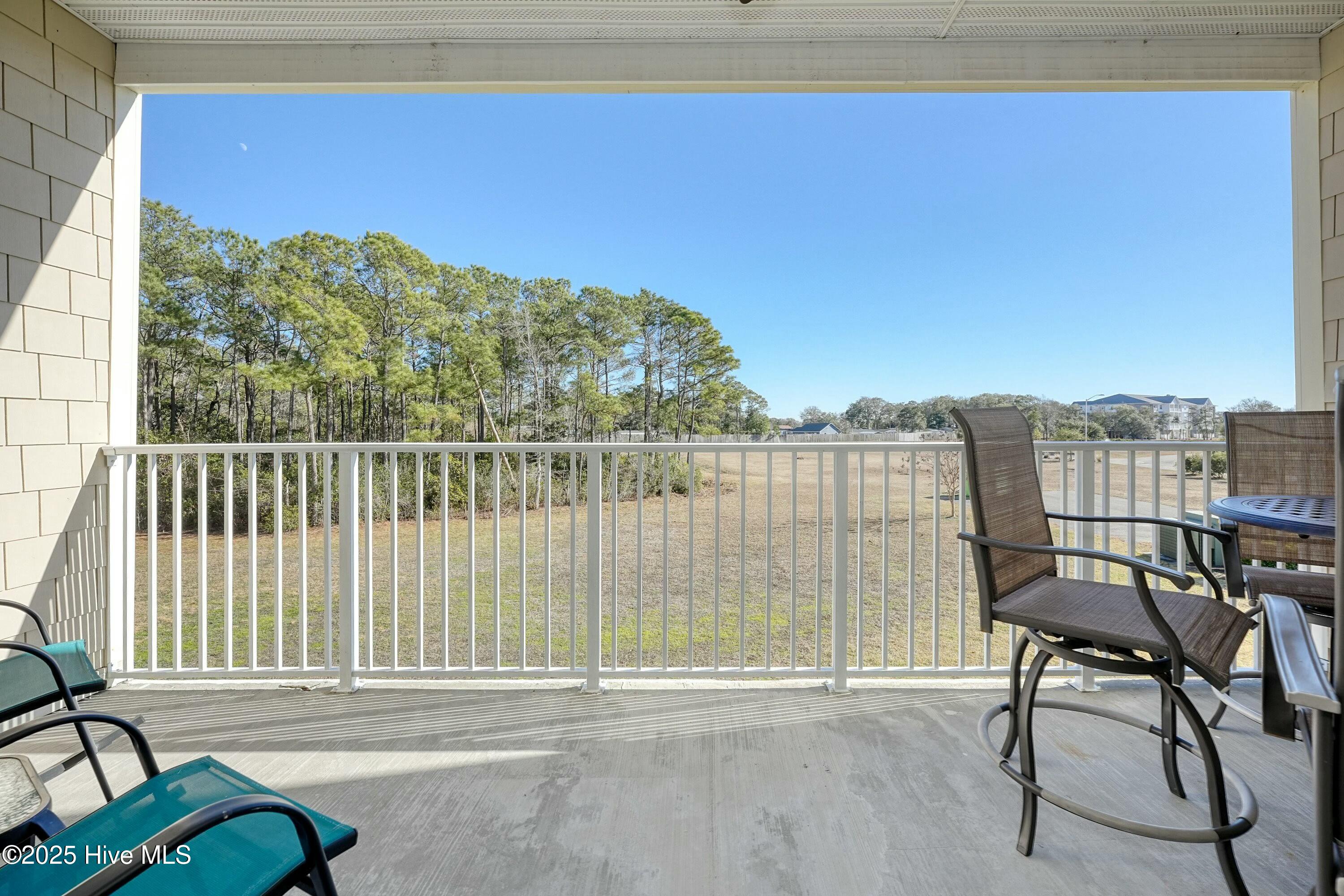 100483051 | Photo 21