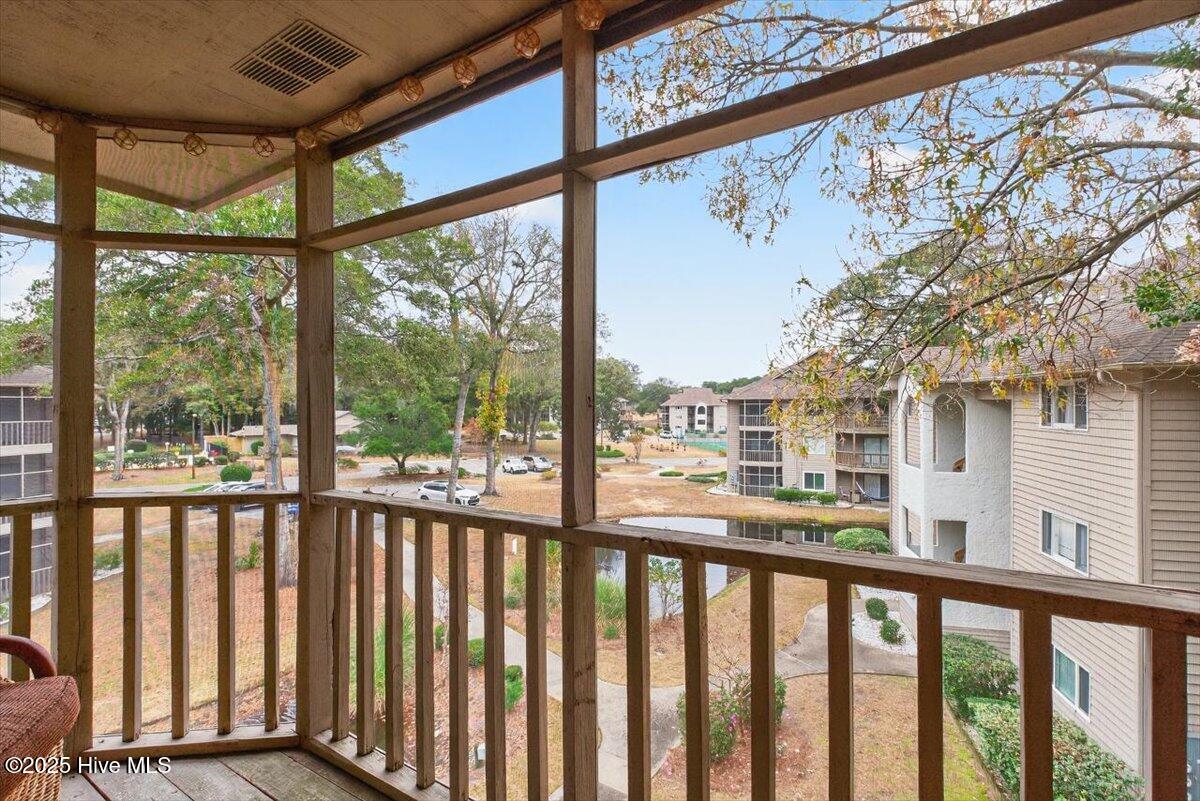 100545119 | Photo 30